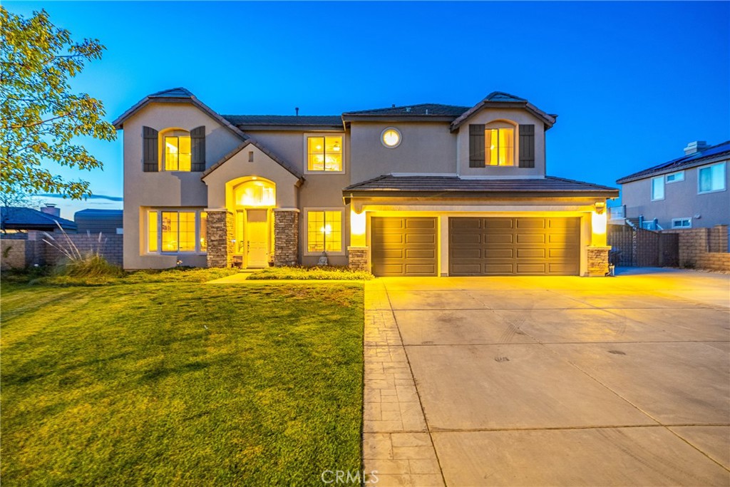 3835 Paddock Way