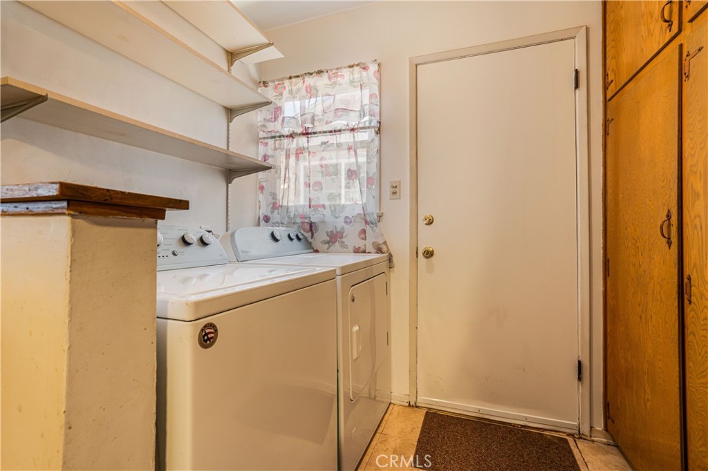 10024 Norwich Avenue