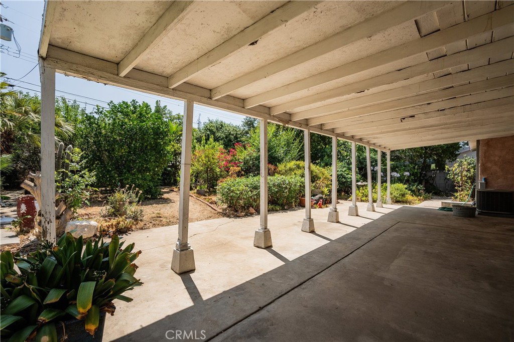 10024 Norwich Avenue