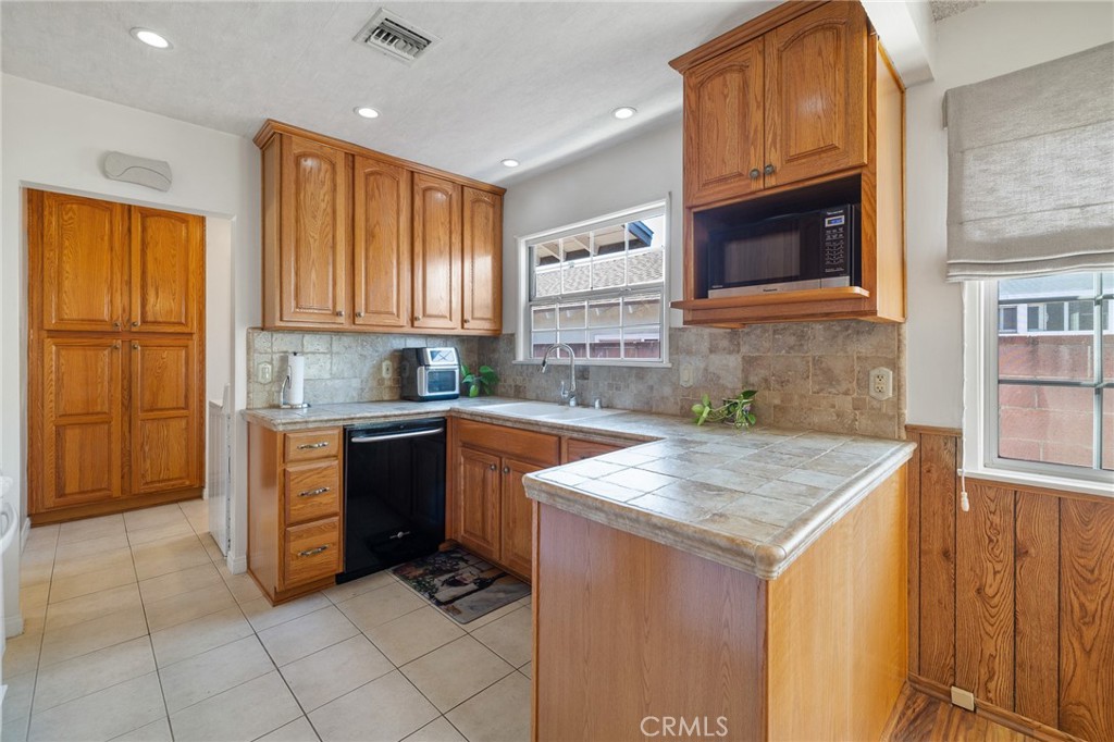 9801 Marklein Avenue