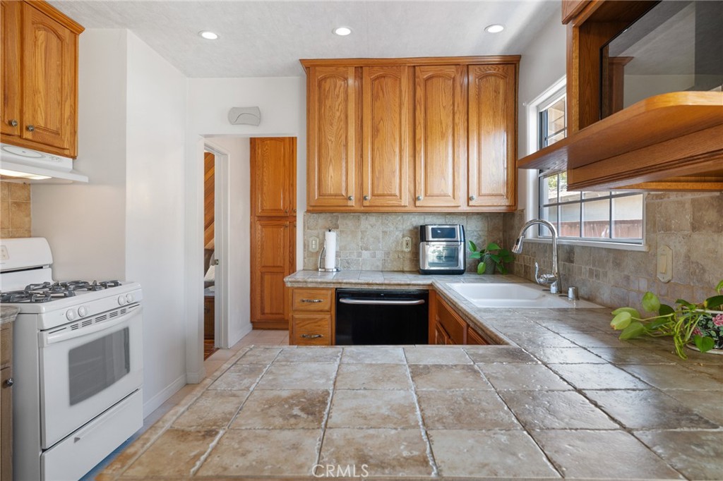 9801 Marklein Avenue