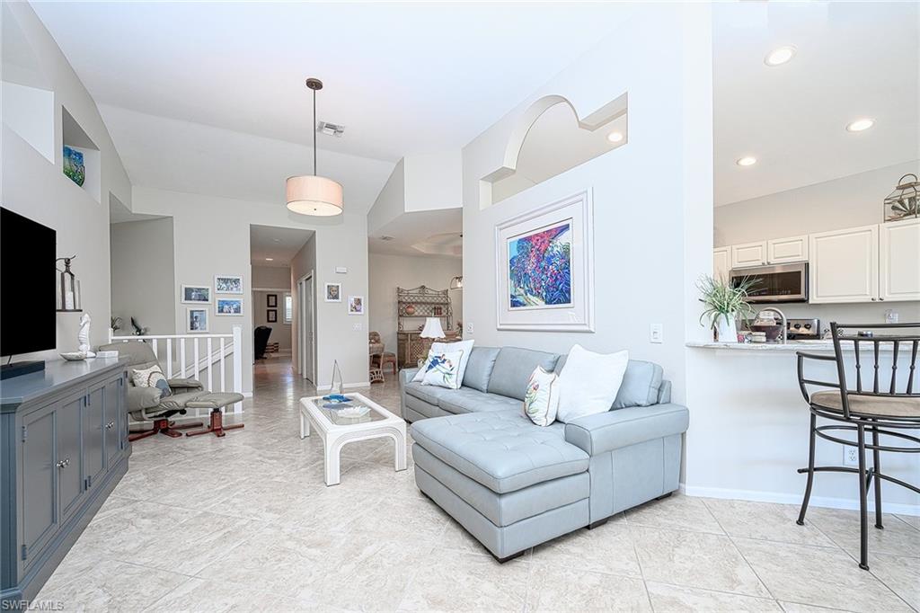 7701 Gardner DR Unit: 7-201