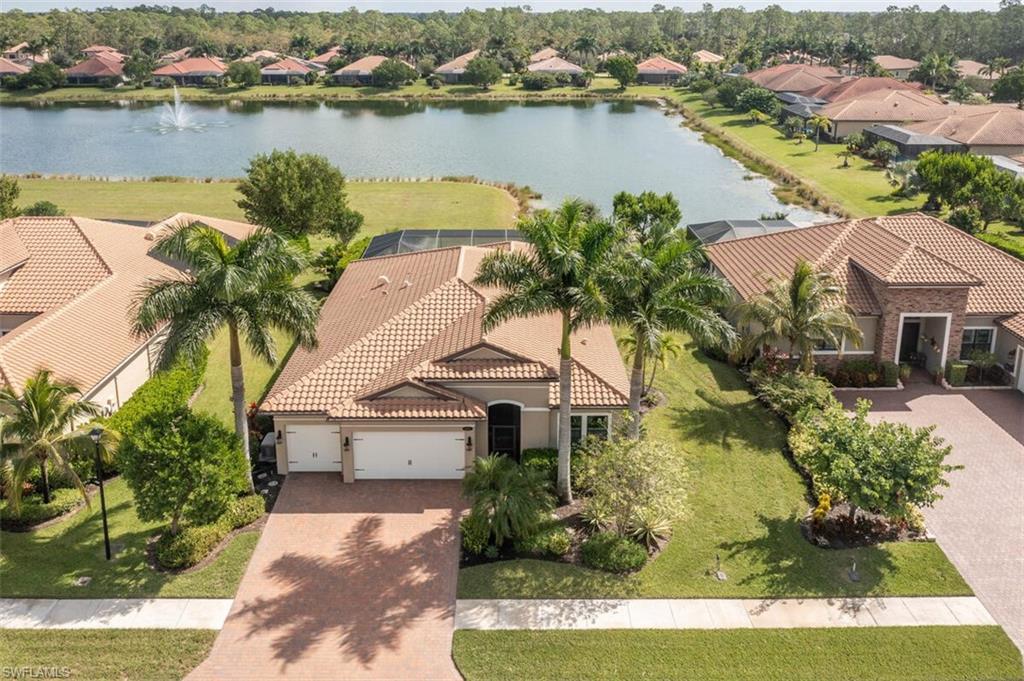 1422 Mockingbird DR, NAPLES
