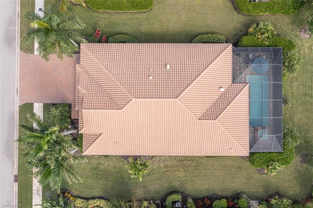 1422 Mockingbird DR, NAPLES