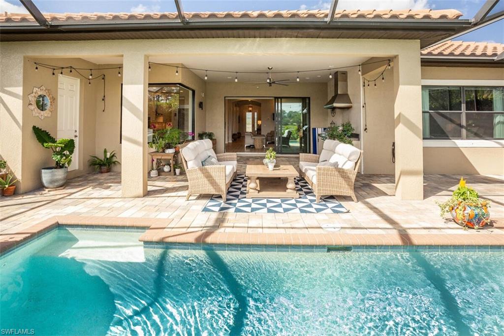 1422 Mockingbird DR, NAPLES