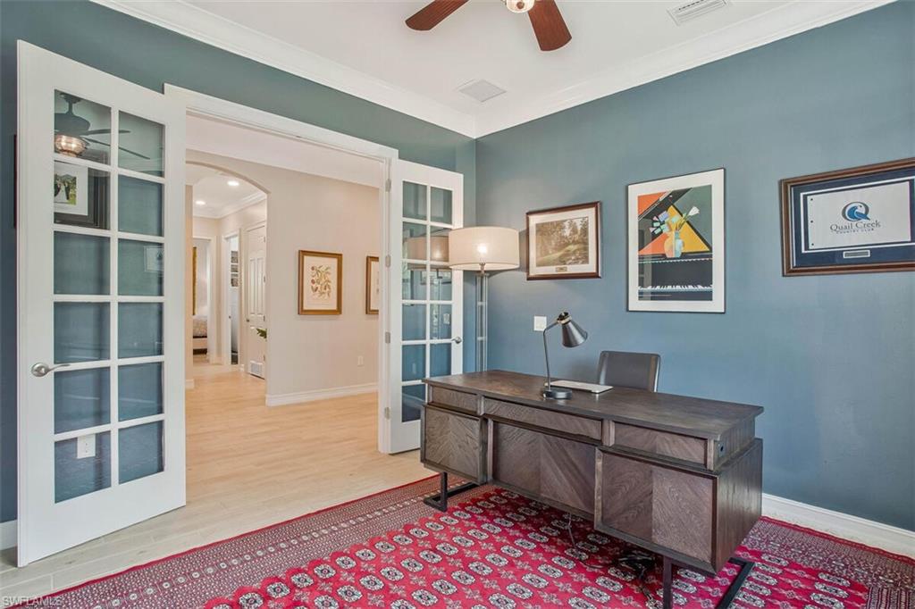 1422 Mockingbird DR, NAPLES