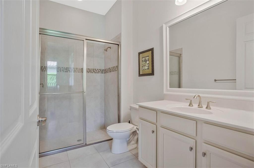 1422 Mockingbird DR, NAPLES