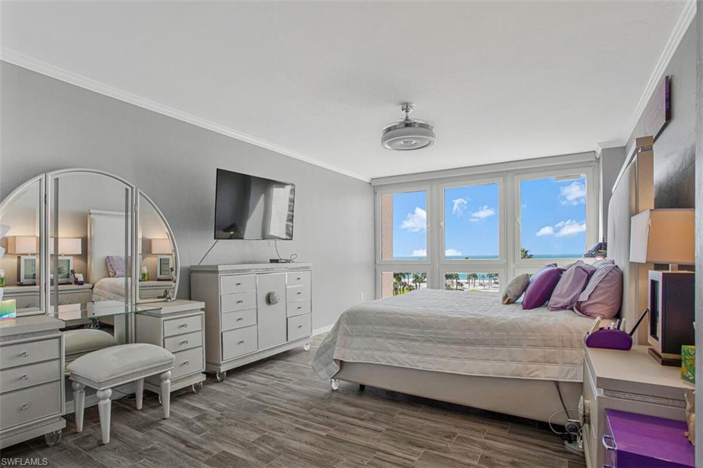 4031 Gulf Shore BLVD N # 6B