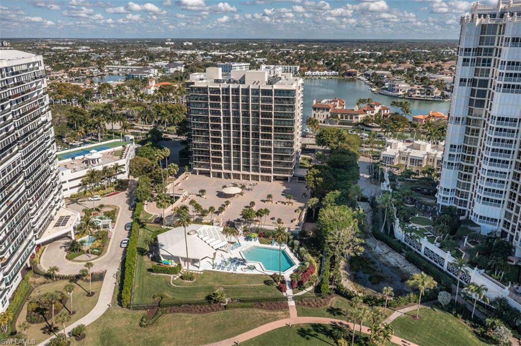 4031 Gulf Shore BLVD N # 6B