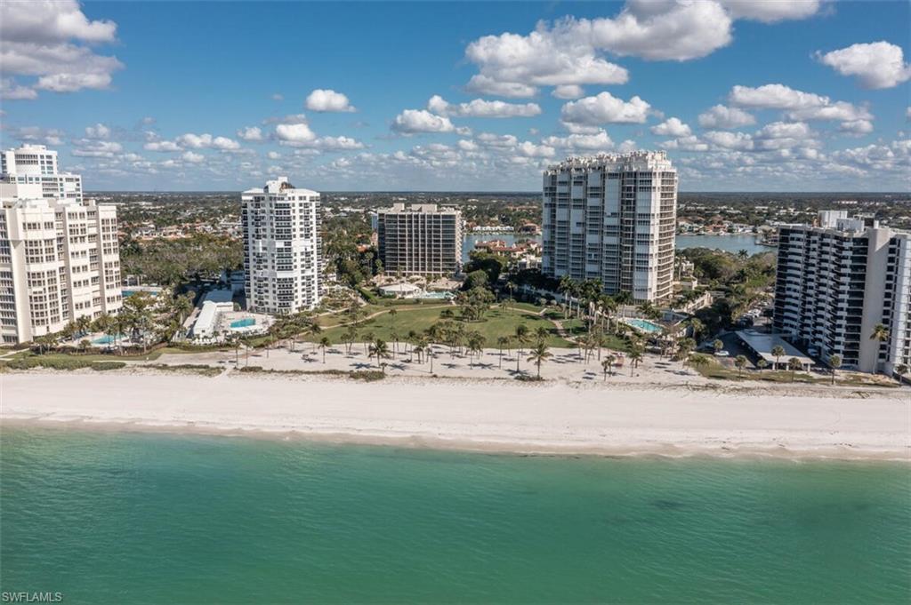 4031 Gulf Shore BLVD N # 6B