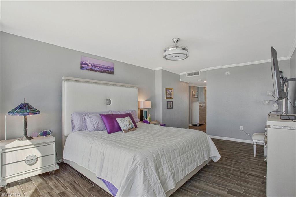 4031 Gulf Shore BLVD N # 6B