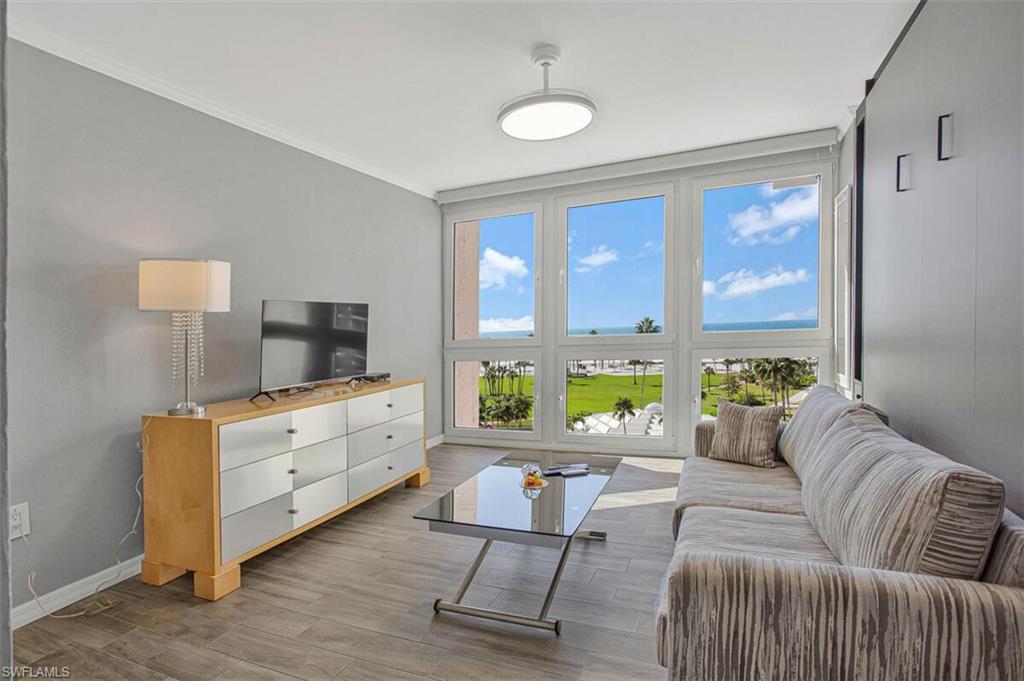 4031 Gulf Shore BLVD N # 6B