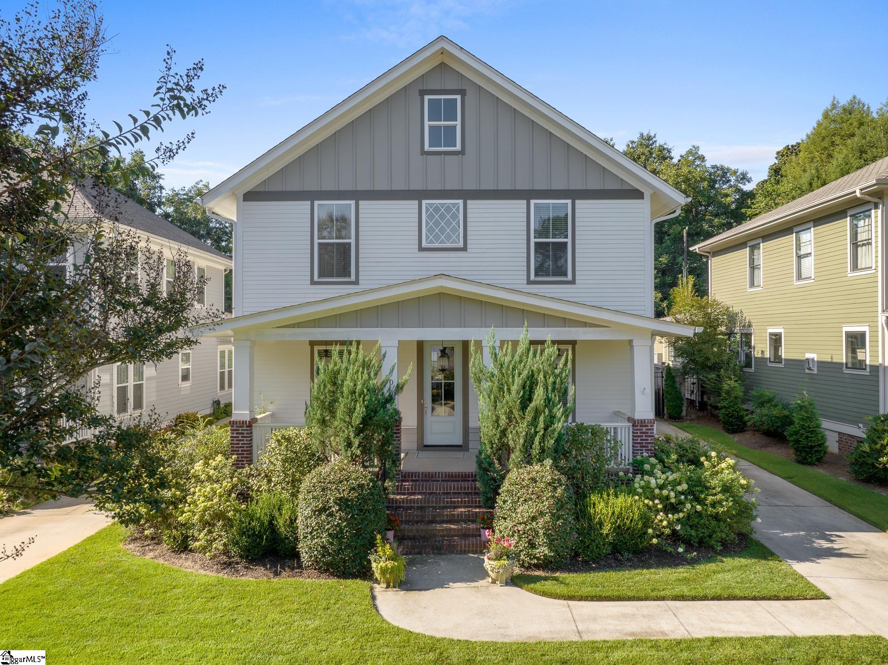 20 E Montclair Avenue