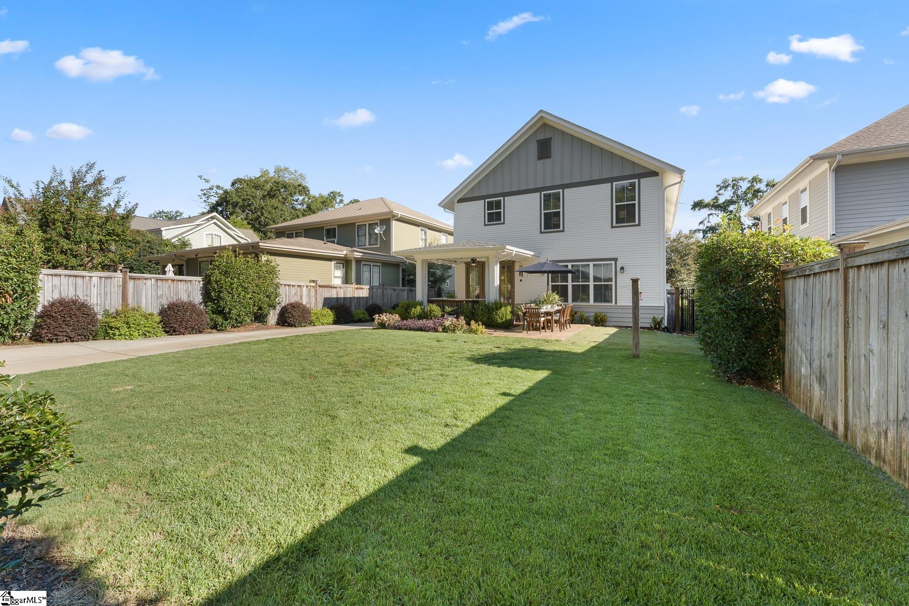 20 E Montclair Avenue