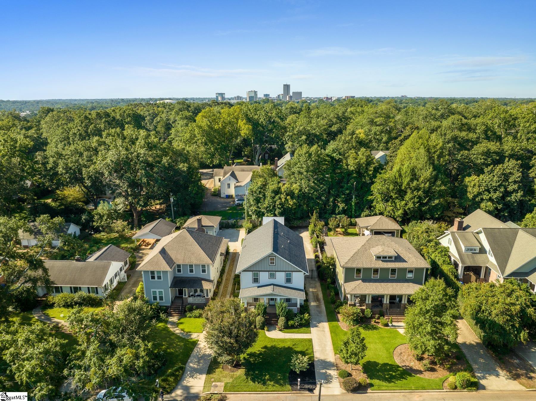 20 E Montclair Avenue