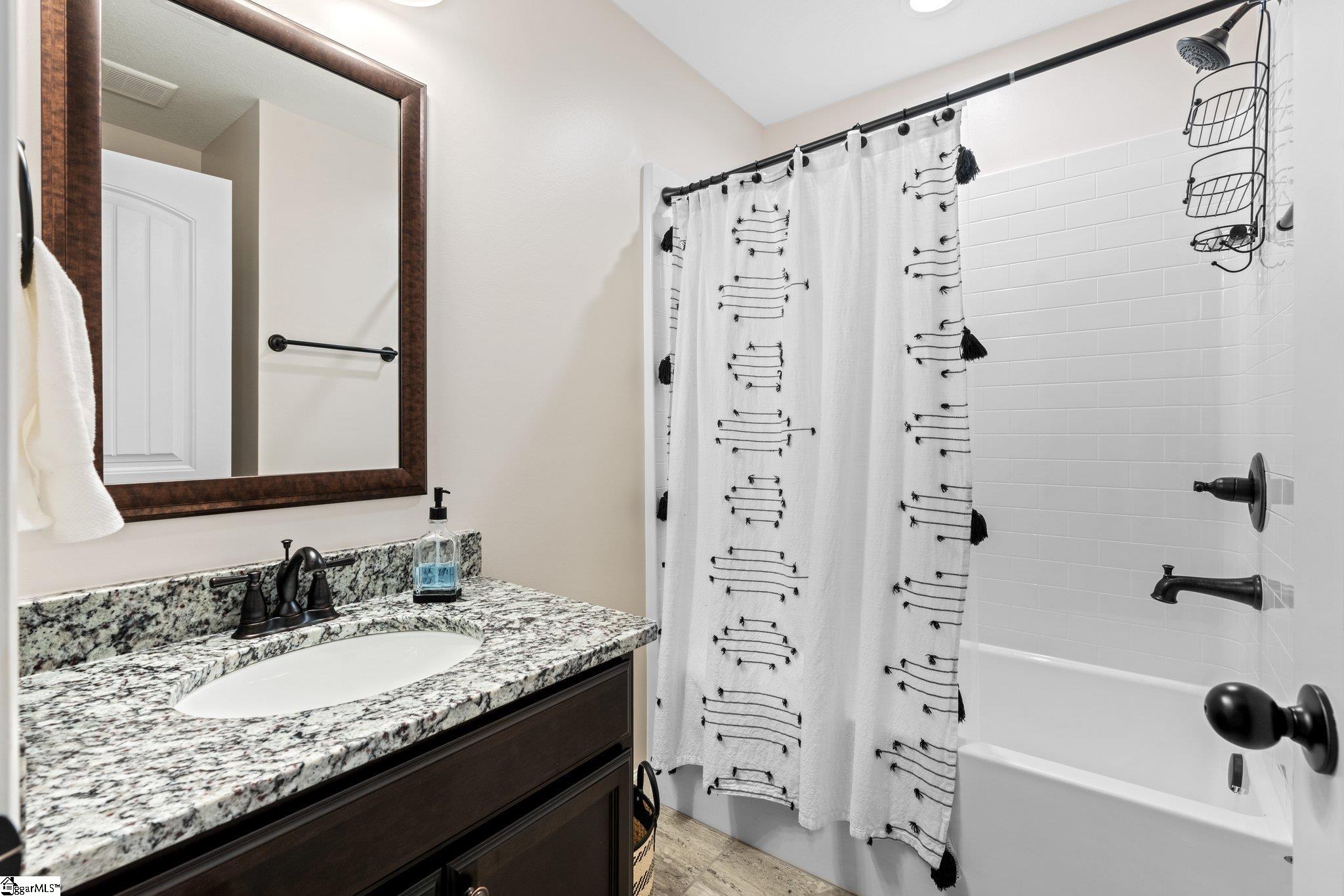 1558 Sandy Ford Road