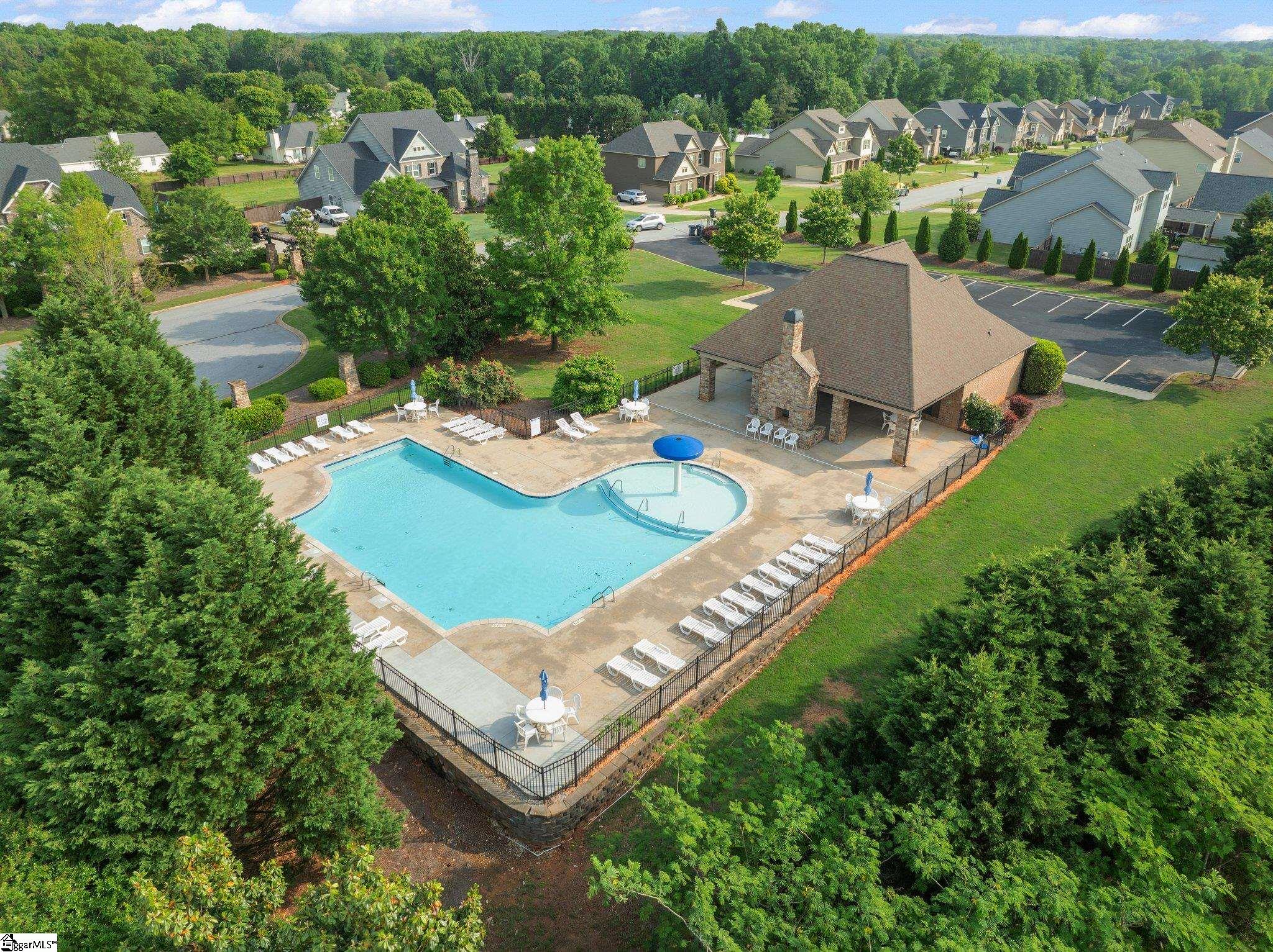 128 Ridgewater Court