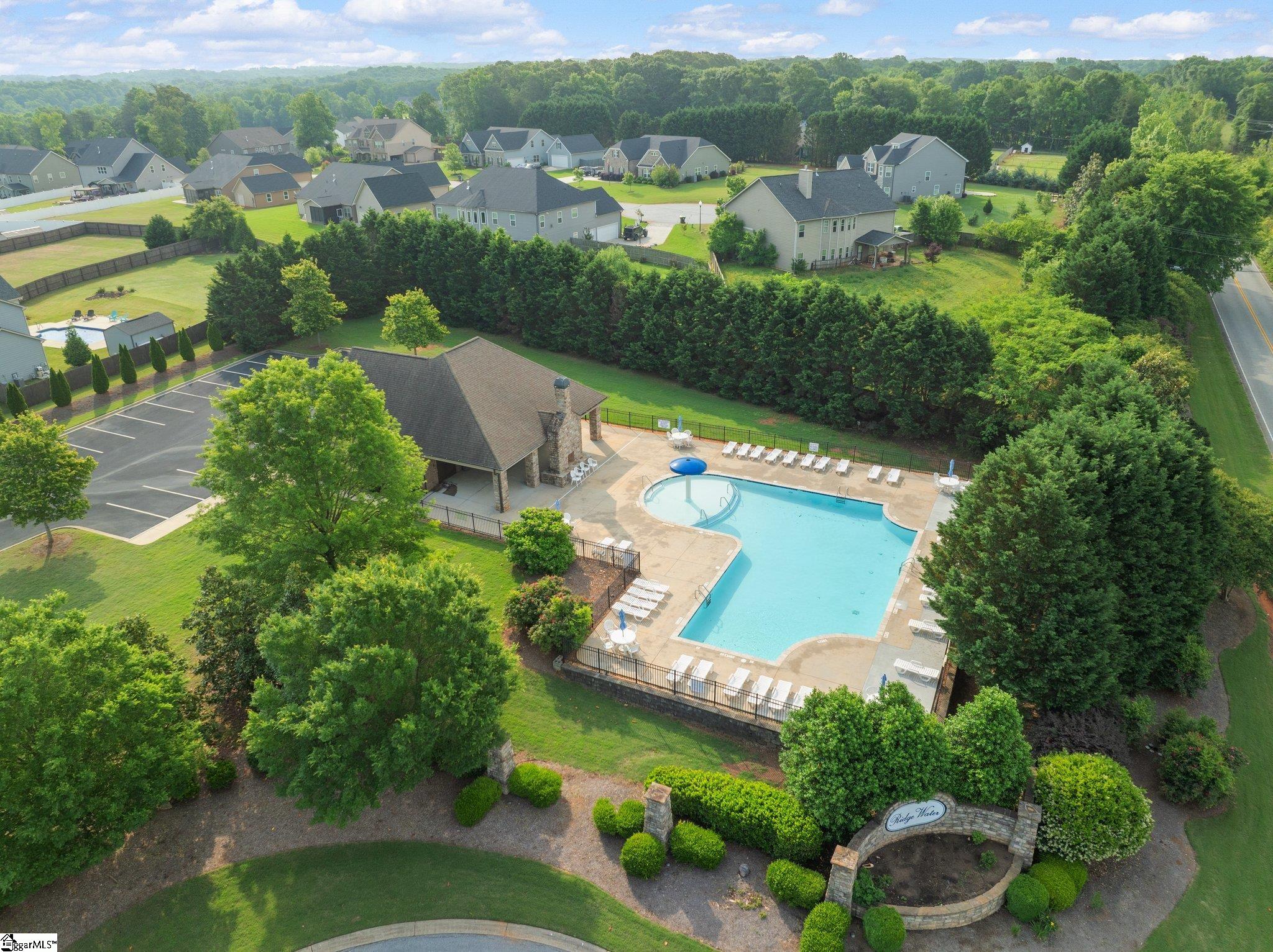 128 Ridgewater Court