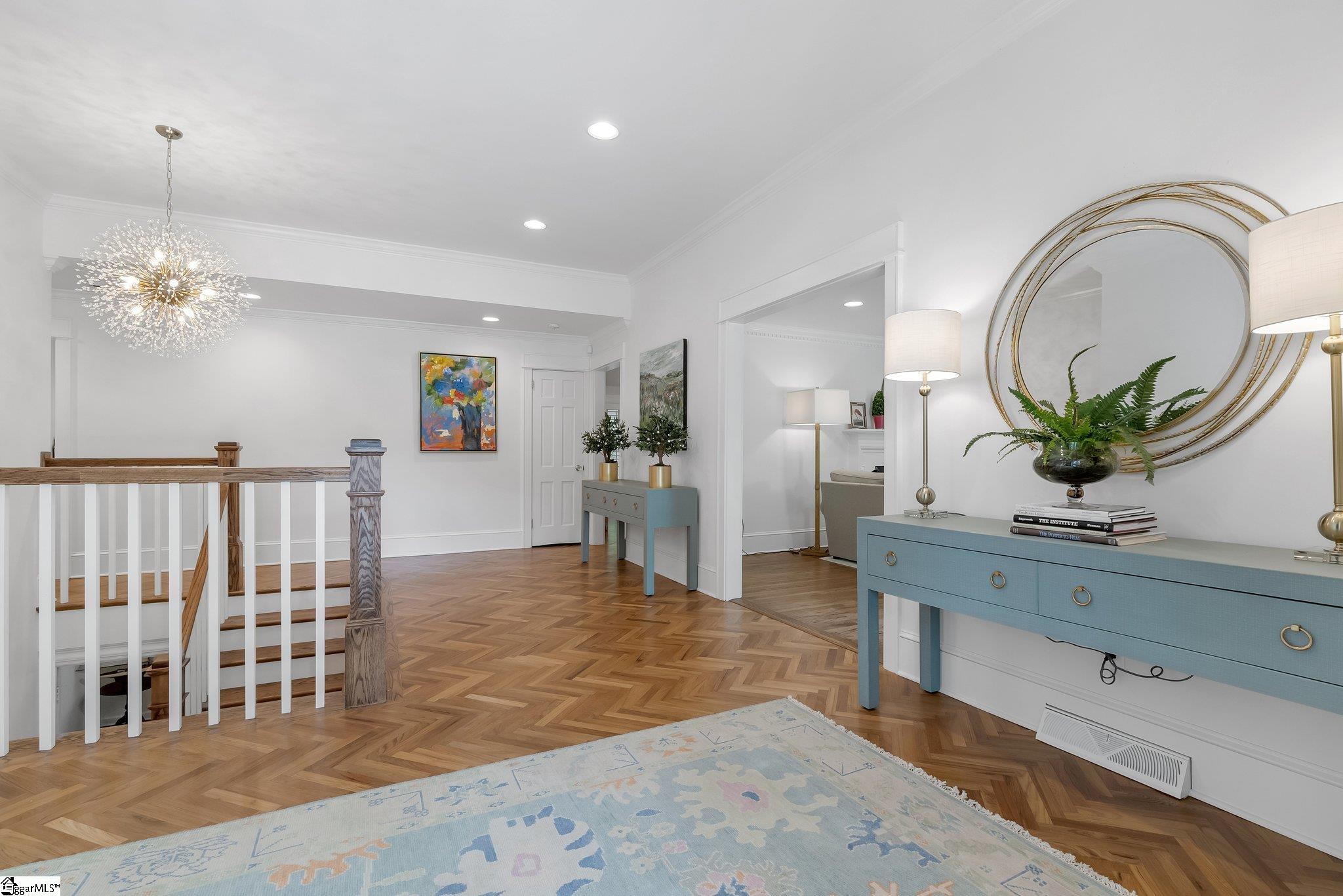 143 W Seven Oaks Drive