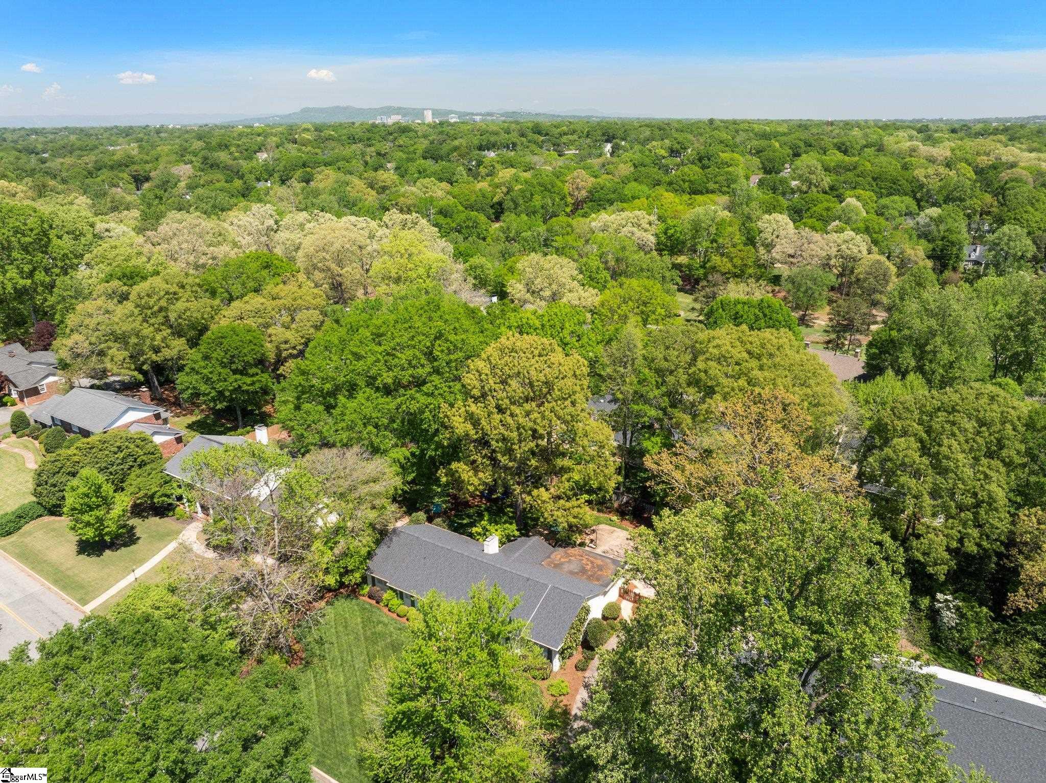 421 E Seven Oaks Drive