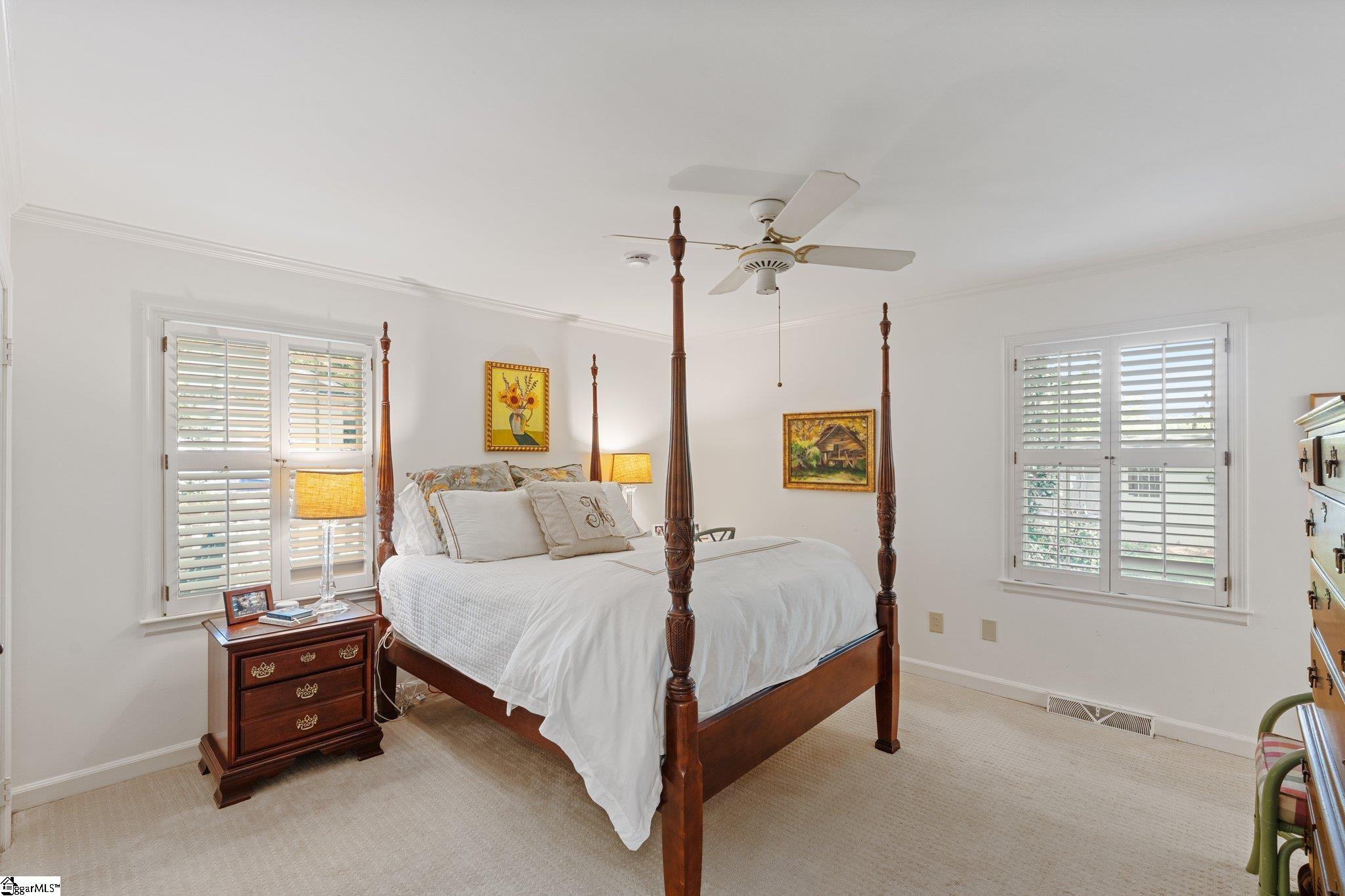 421 E Seven Oaks Drive