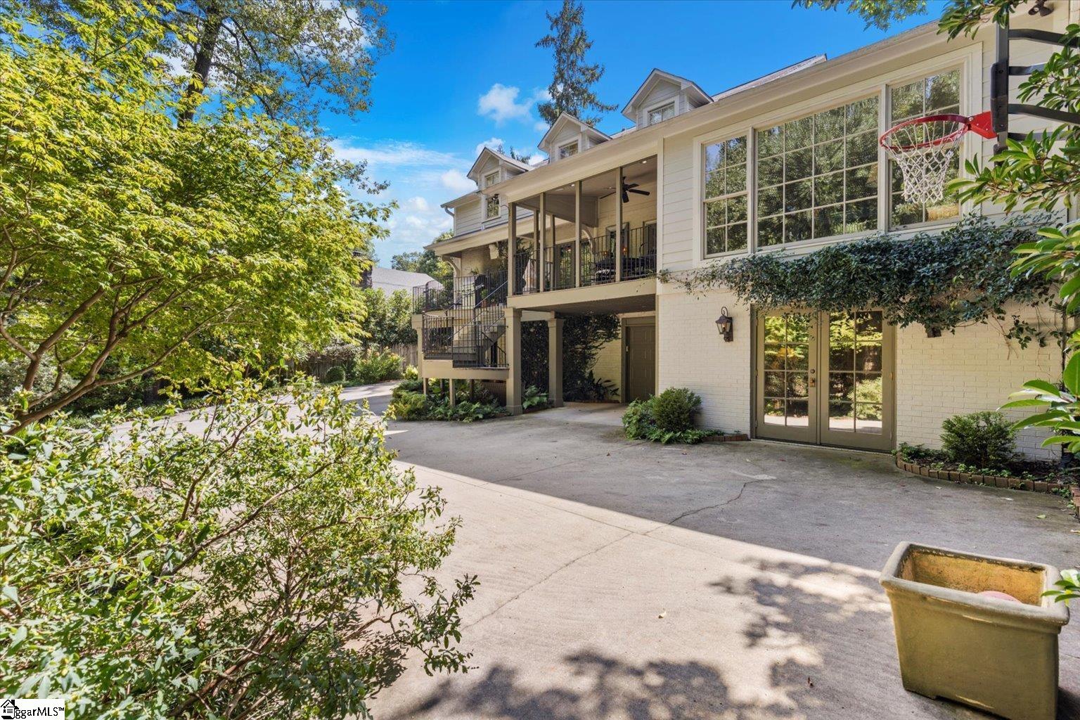213 Camille Avenue