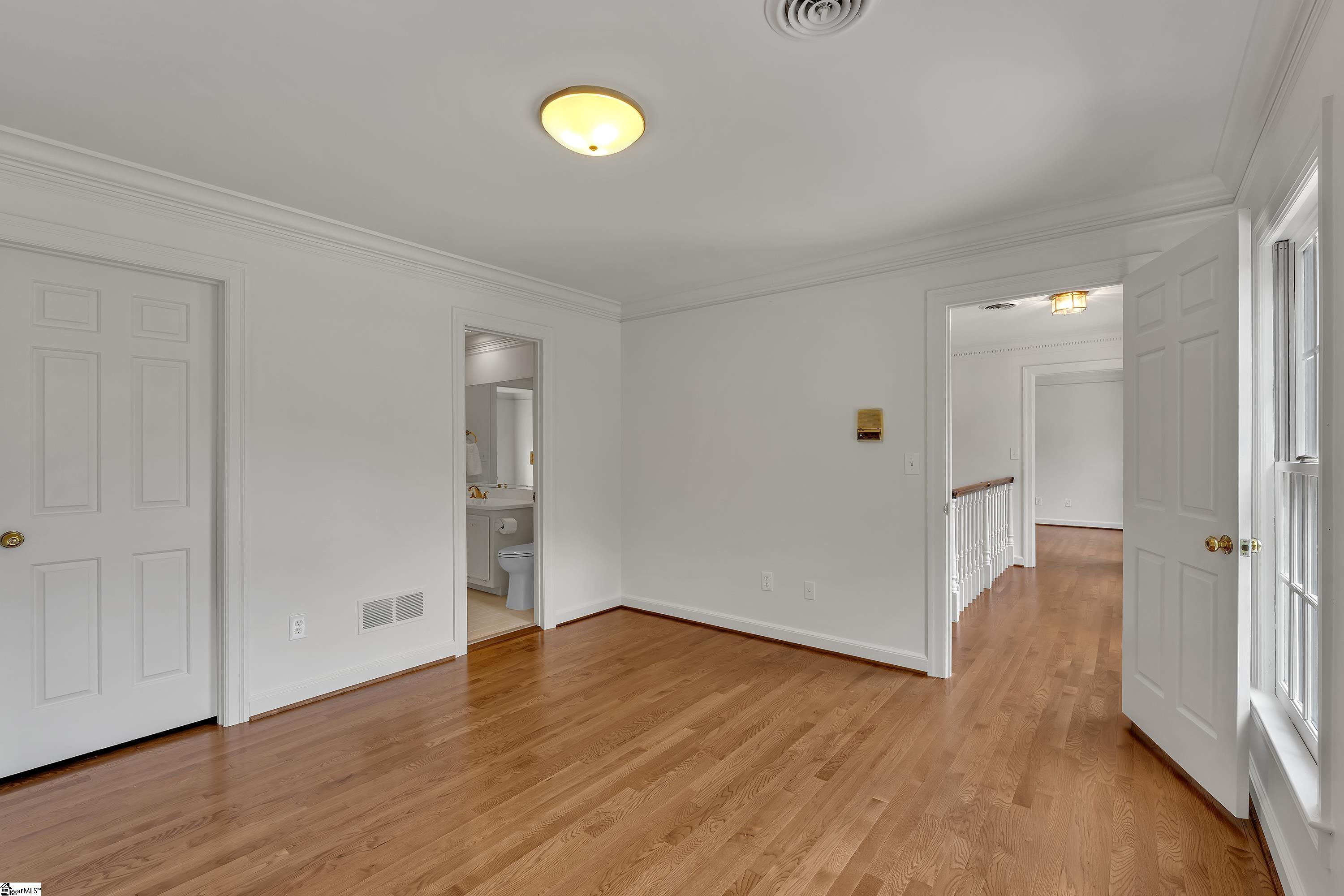 20 Hollow Hill Drive