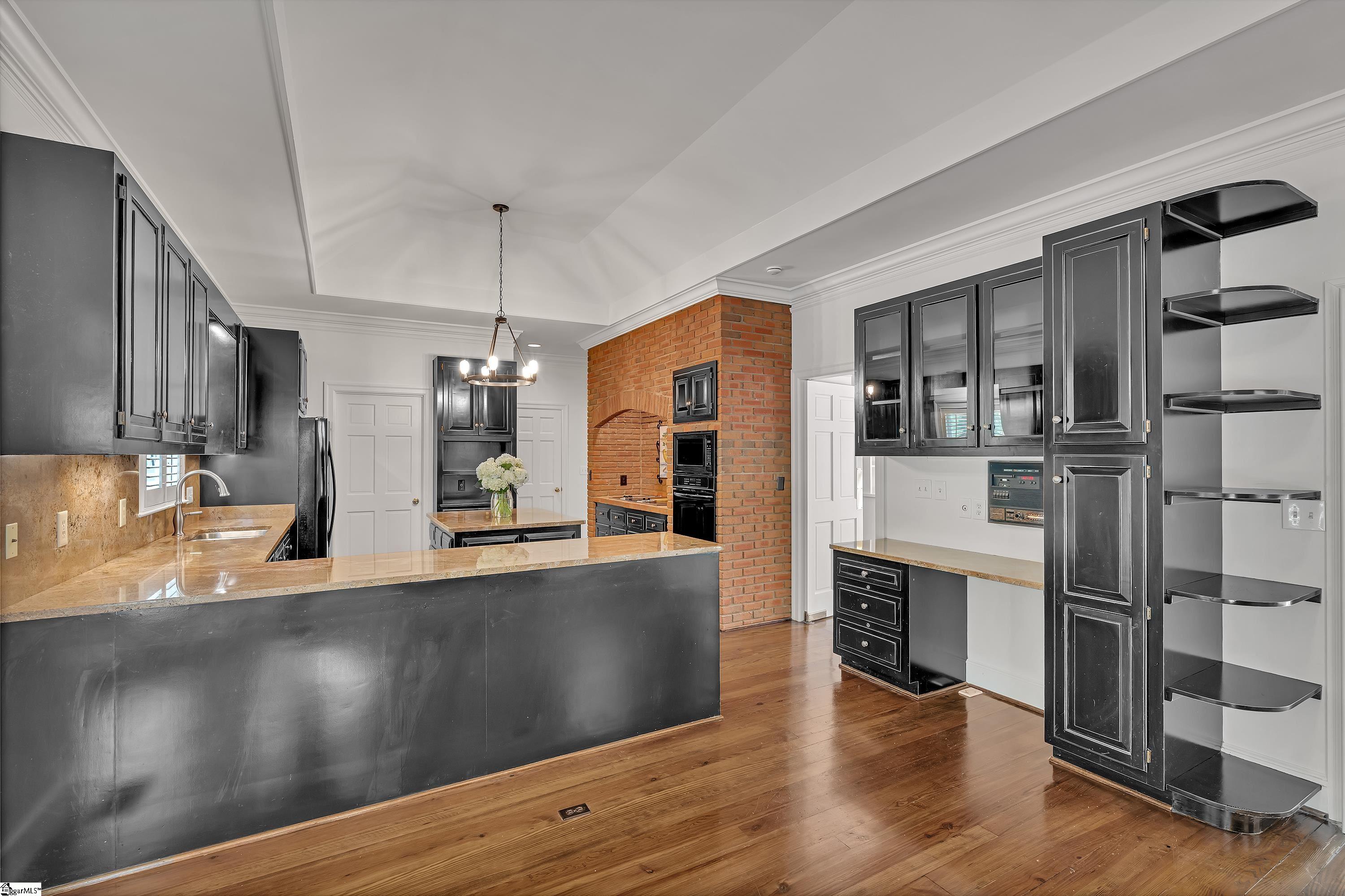 20 Hollow Hill Drive