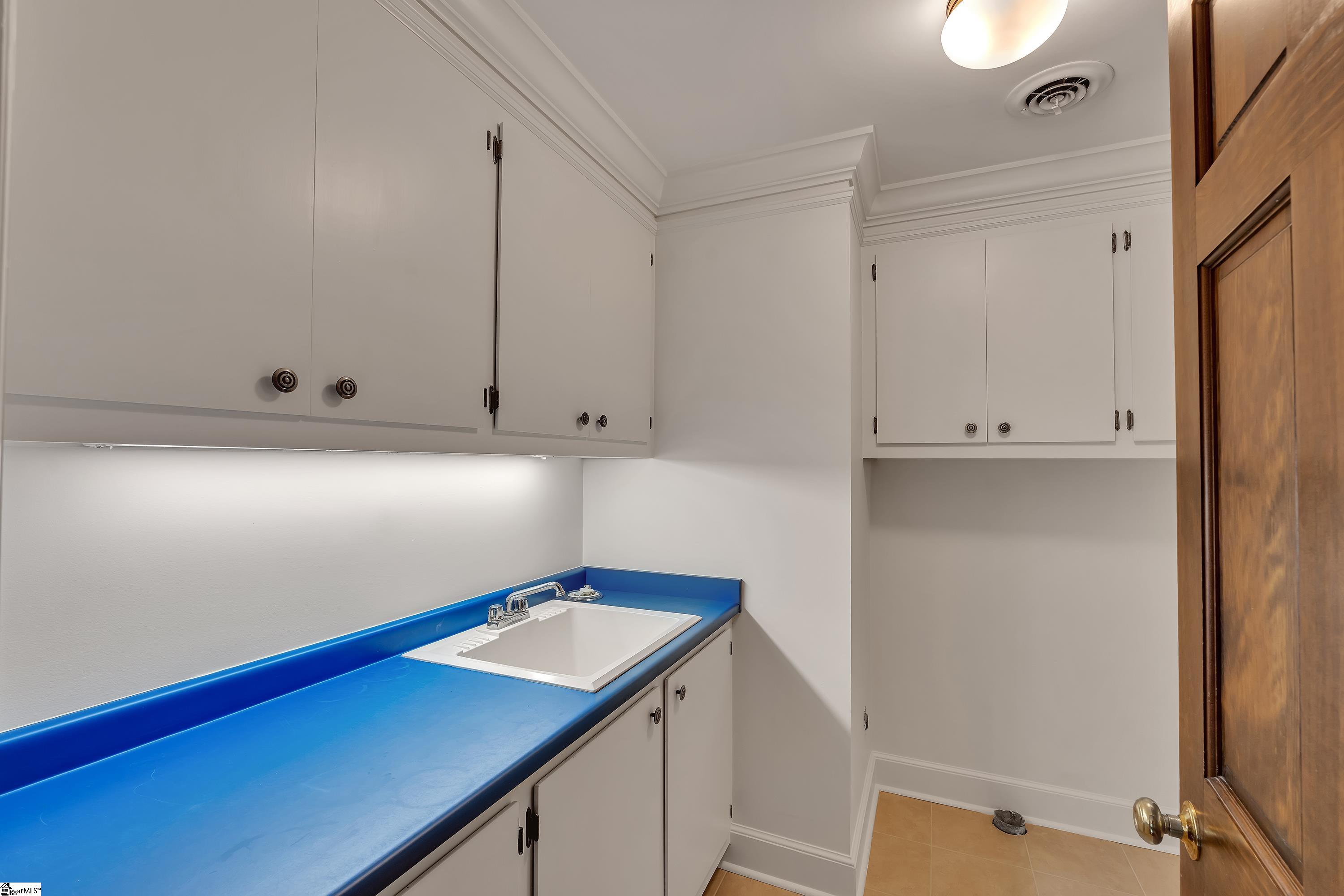 20 Hollow Hill Drive