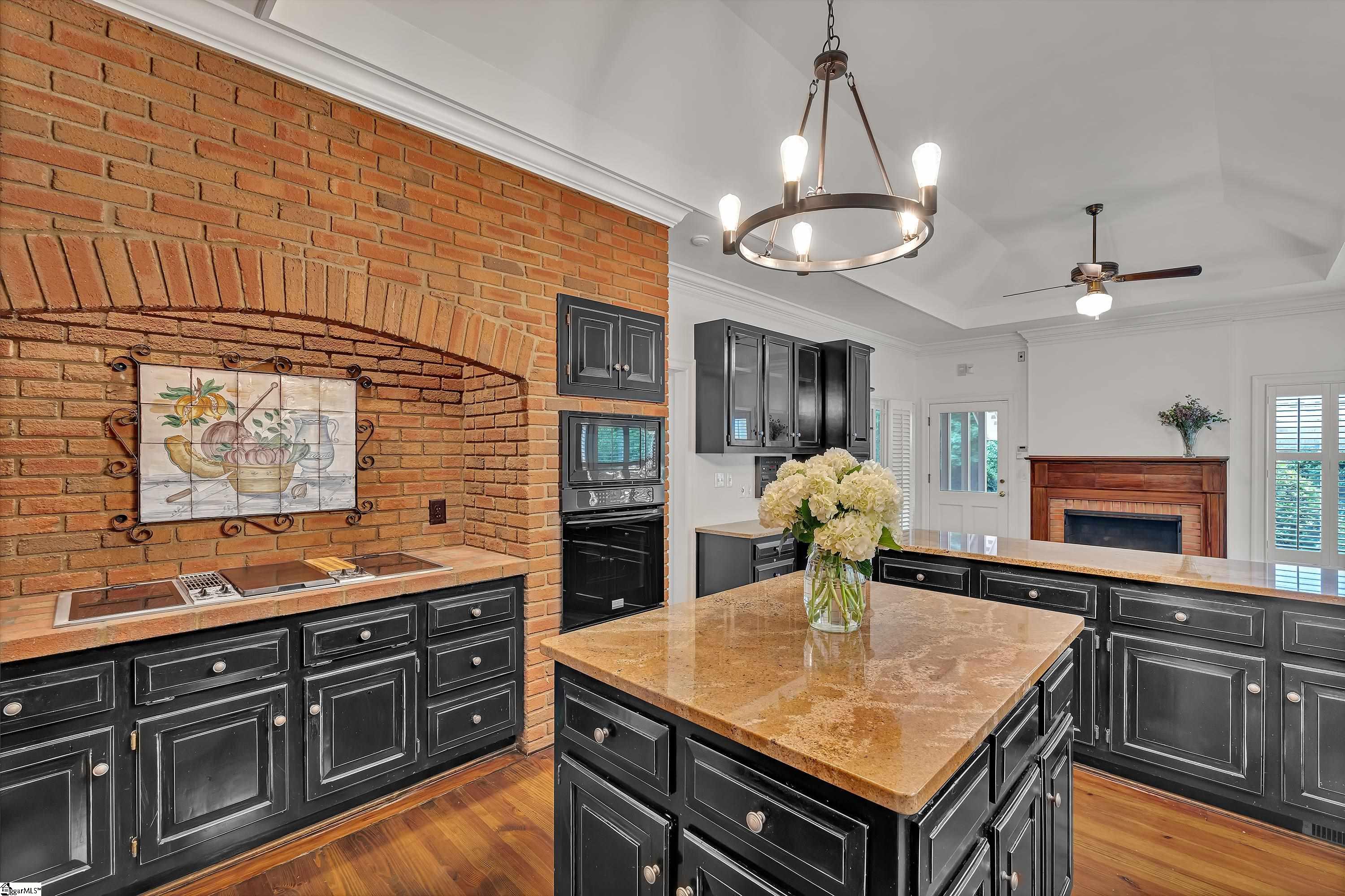 20 Hollow Hill Drive