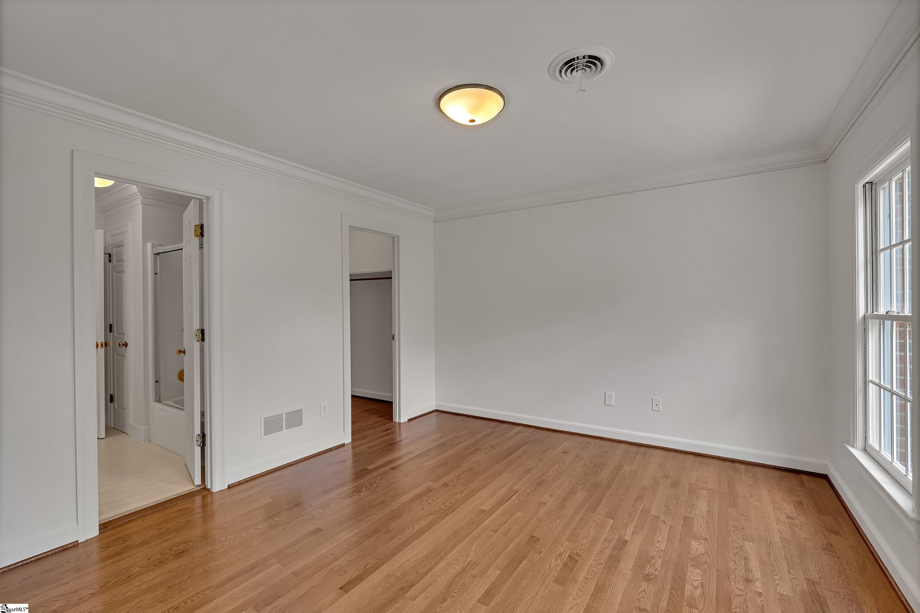 20 Hollow Hill Drive