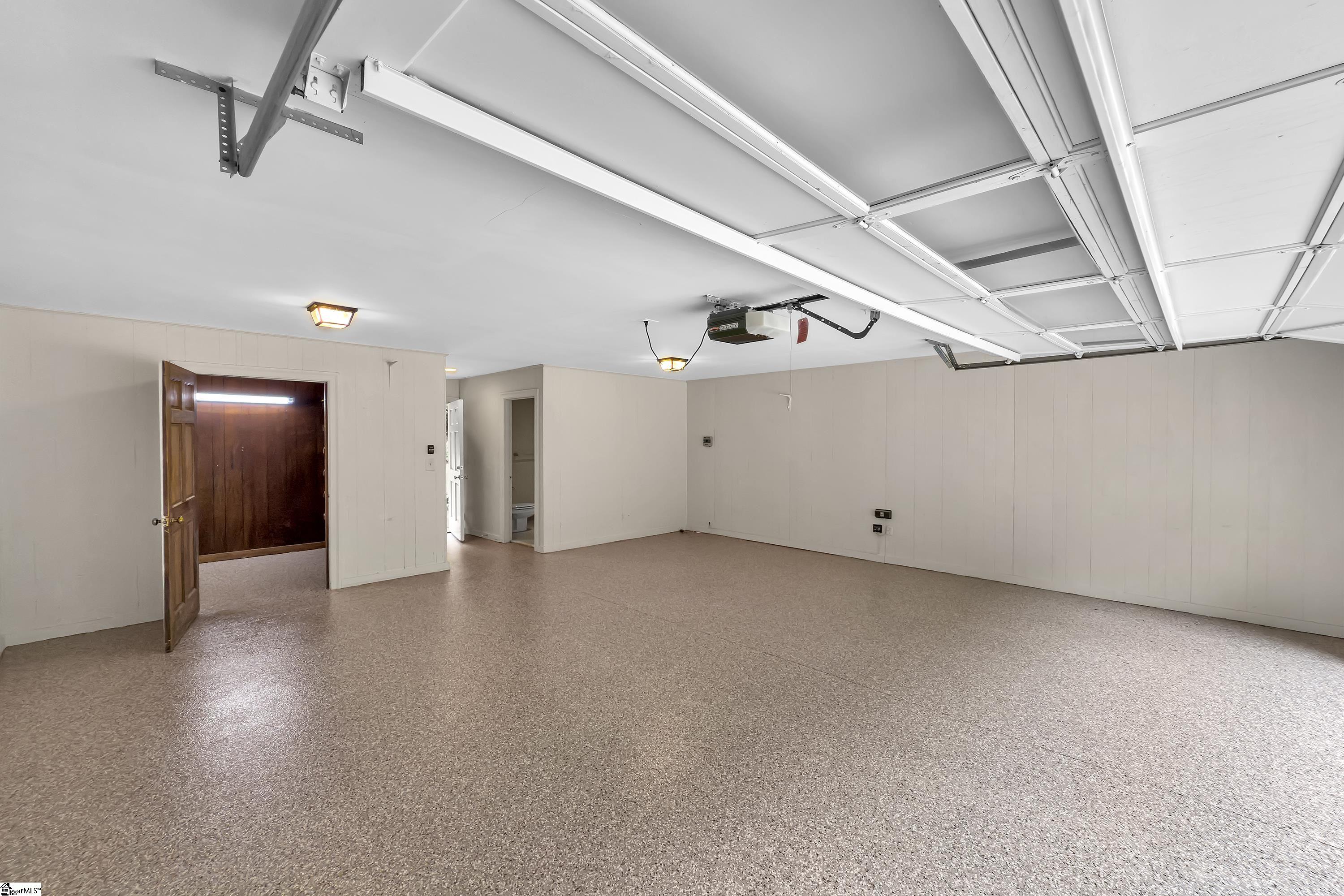 20 Hollow Hill Drive