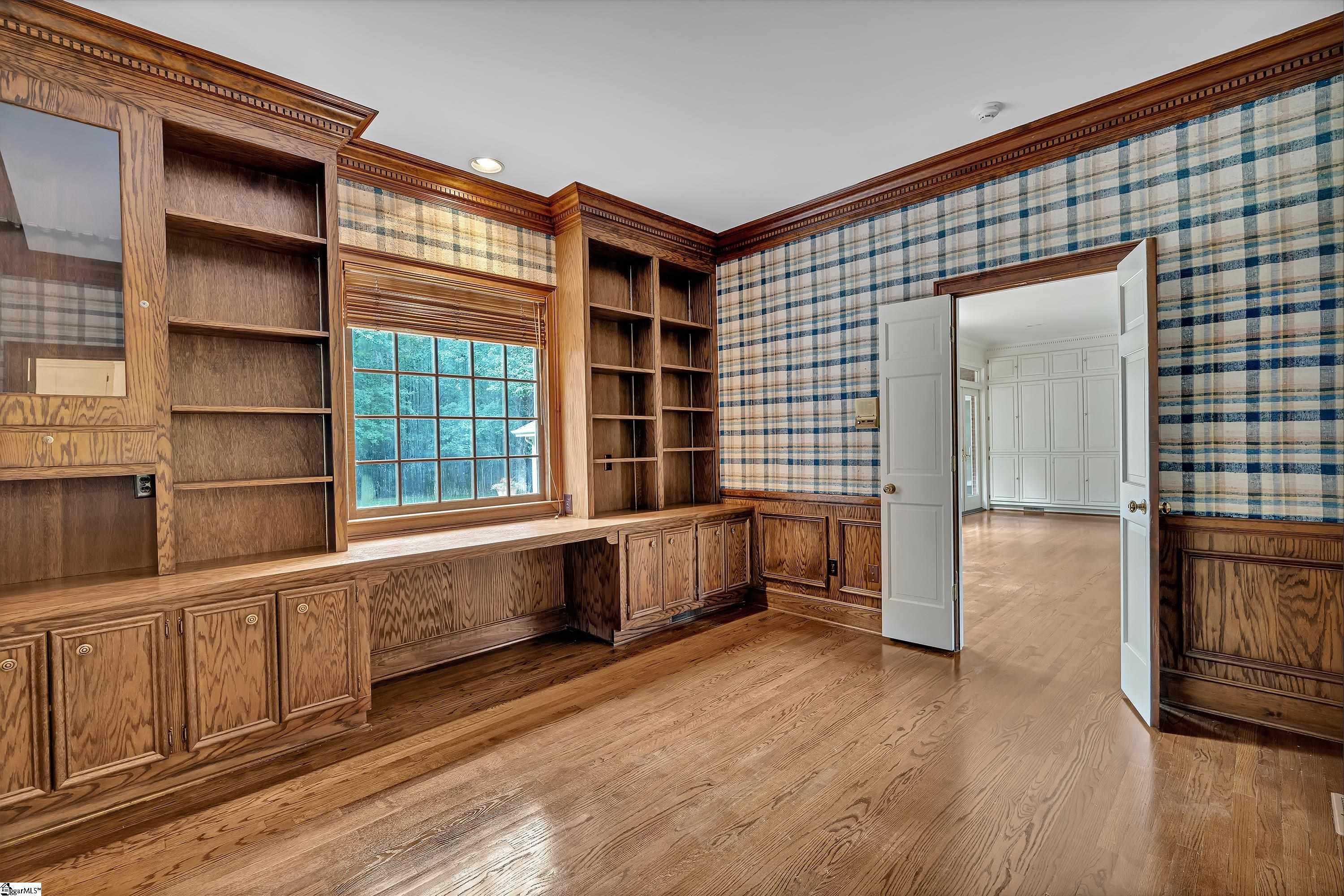 20 Hollow Hill Drive