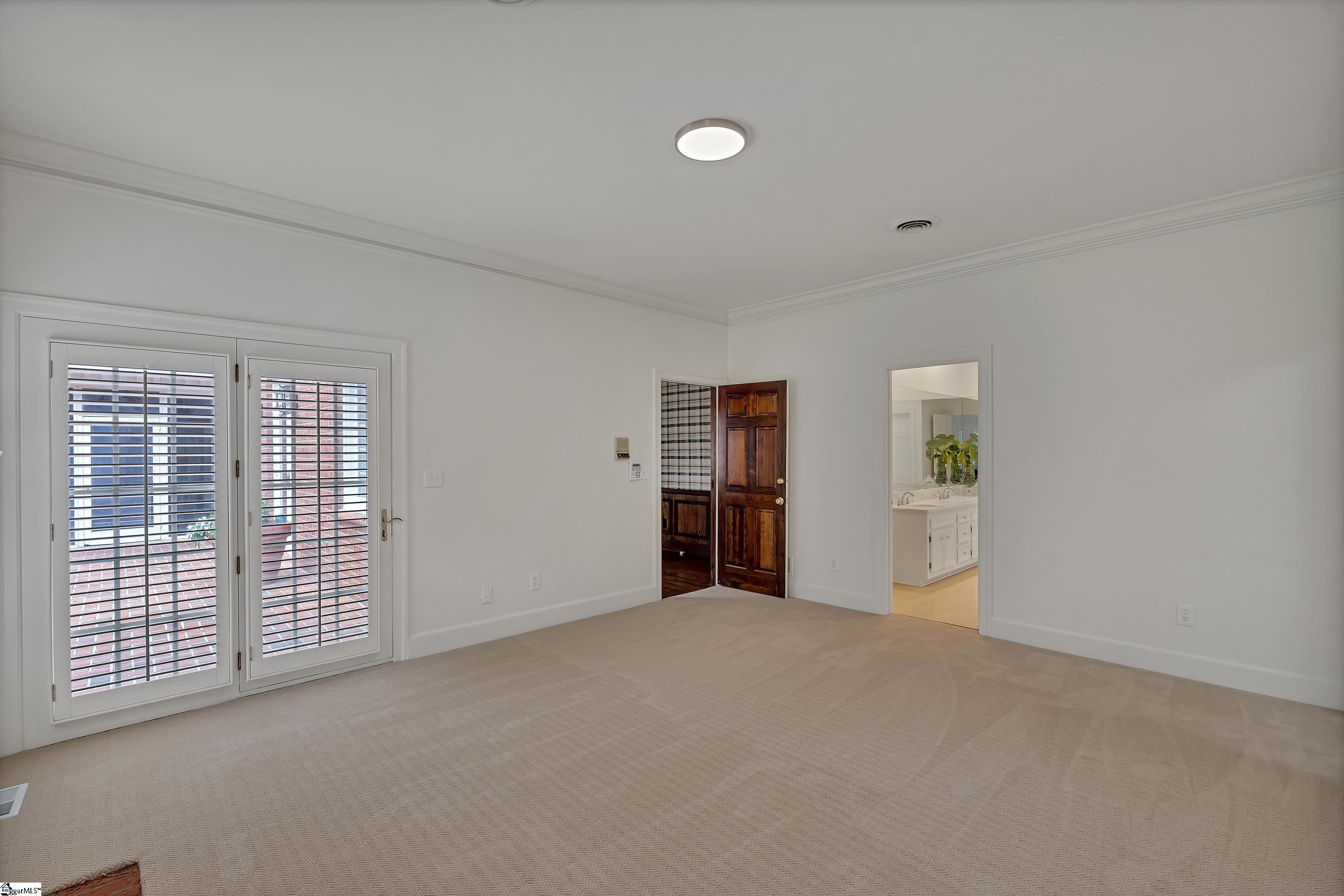 20 Hollow Hill Drive