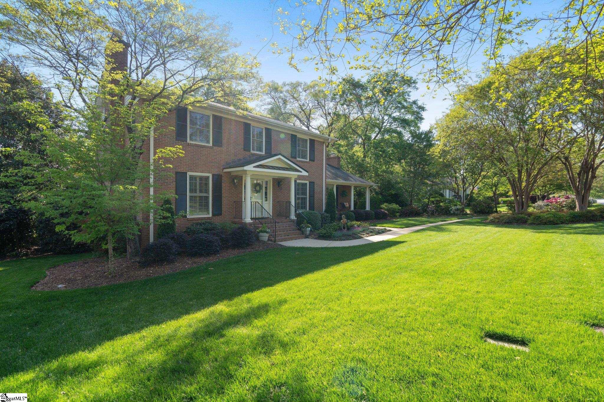 416 E Seven Oaks Drive