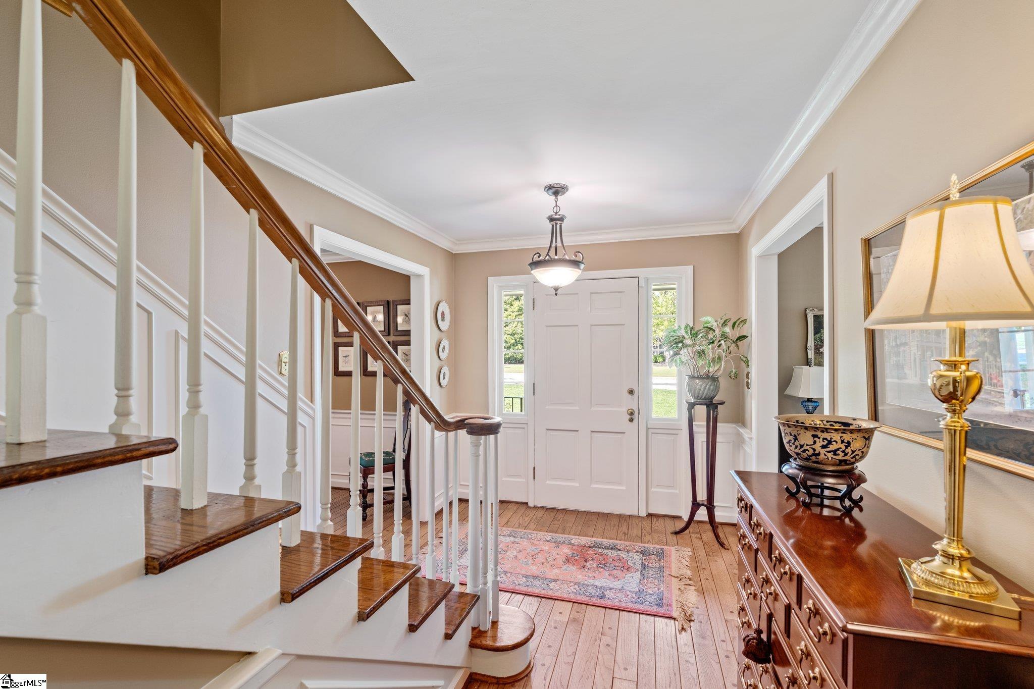 416 E Seven Oaks Drive