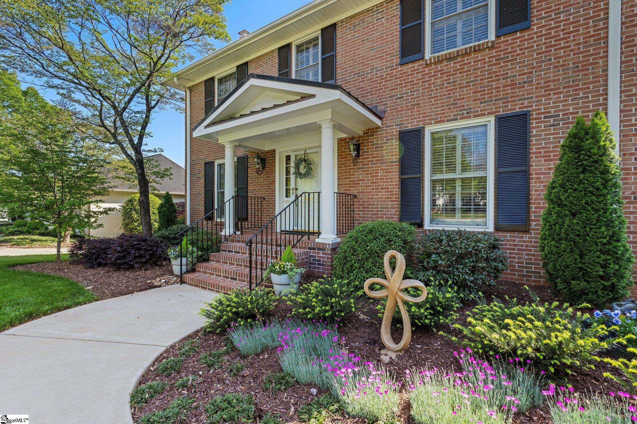 416 E Seven Oaks Drive