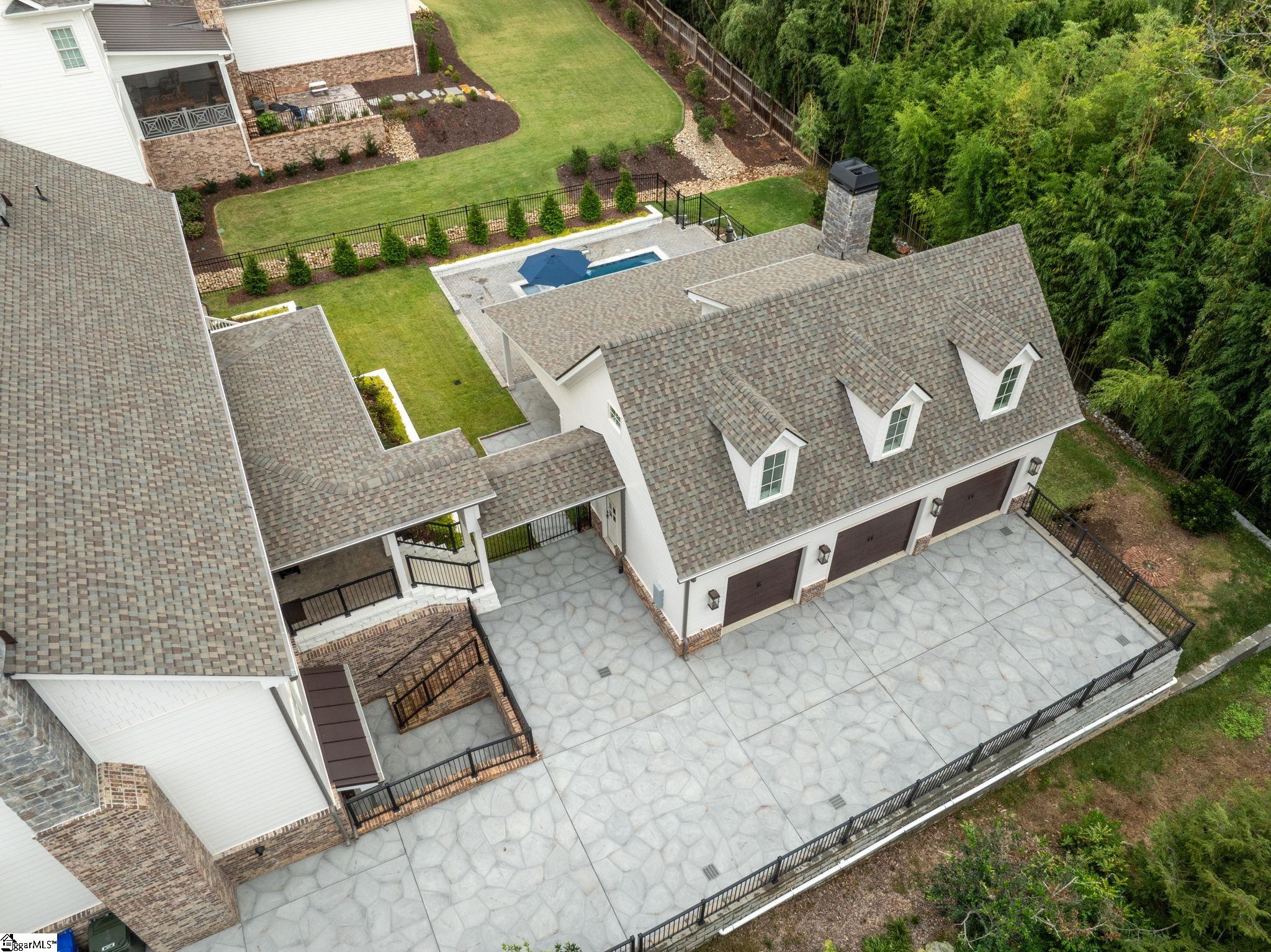 129 Mount Vista Avenue