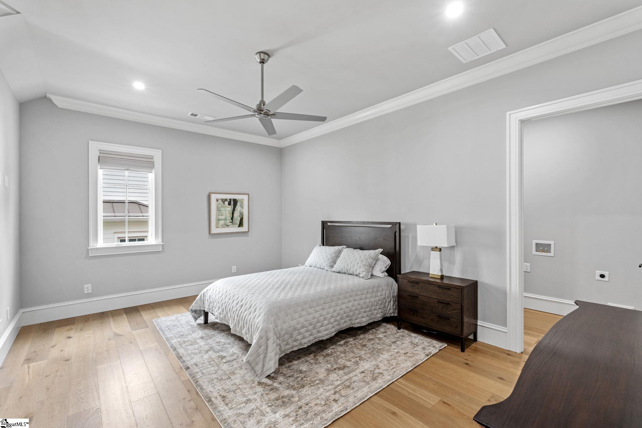 129 Mount Vista Avenue