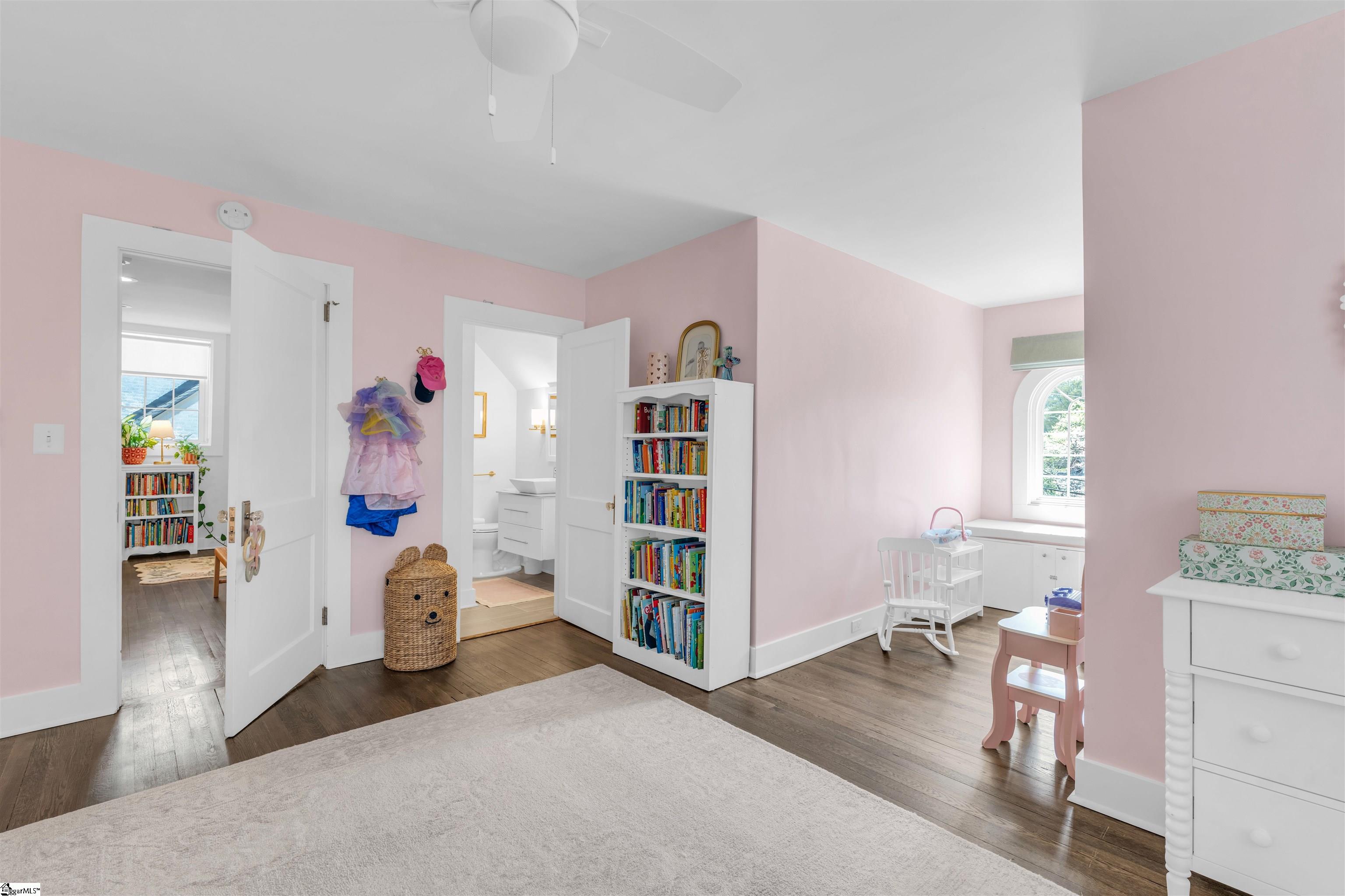 209 Cleveland Street