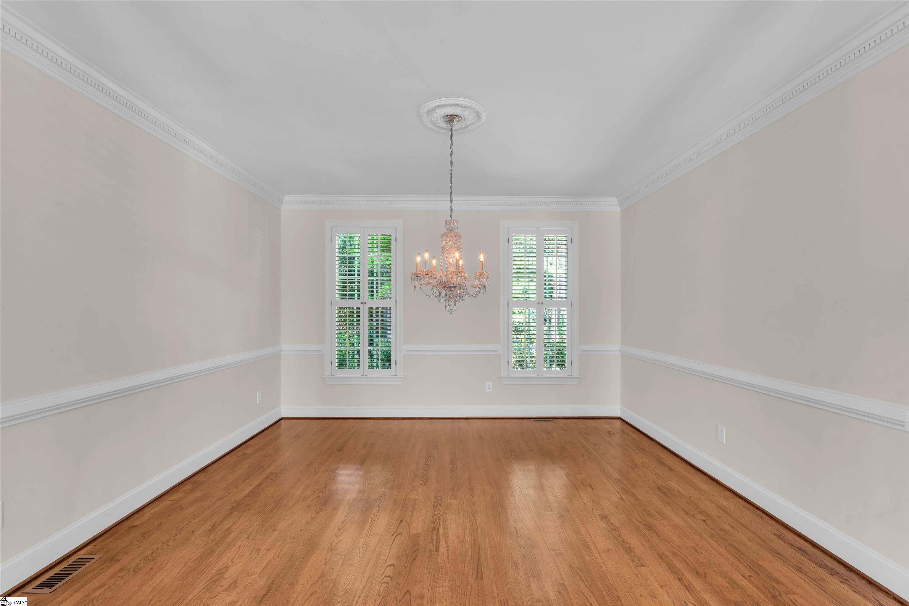 305 Golden Wings Way