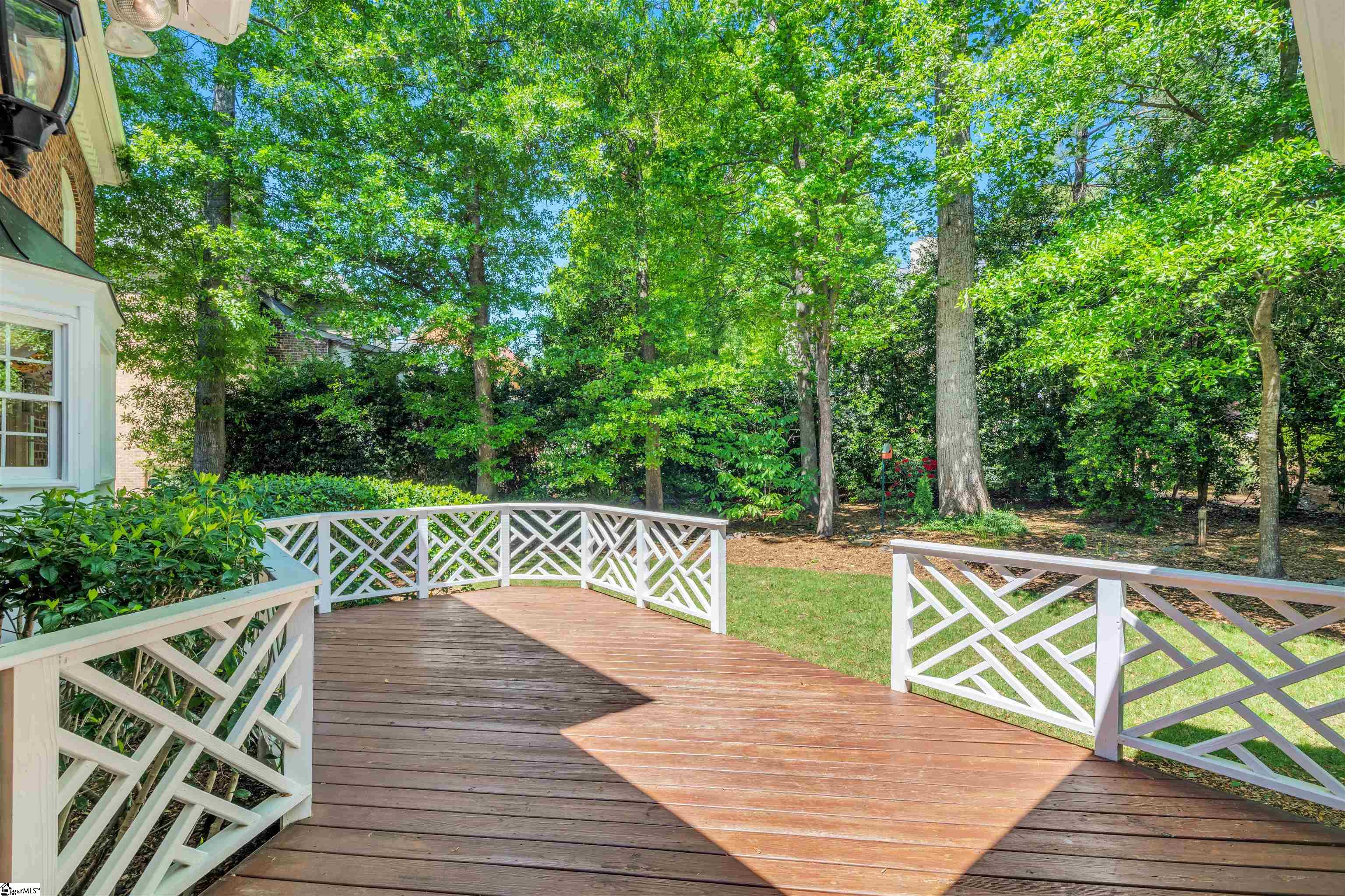 305 Golden Wings Way