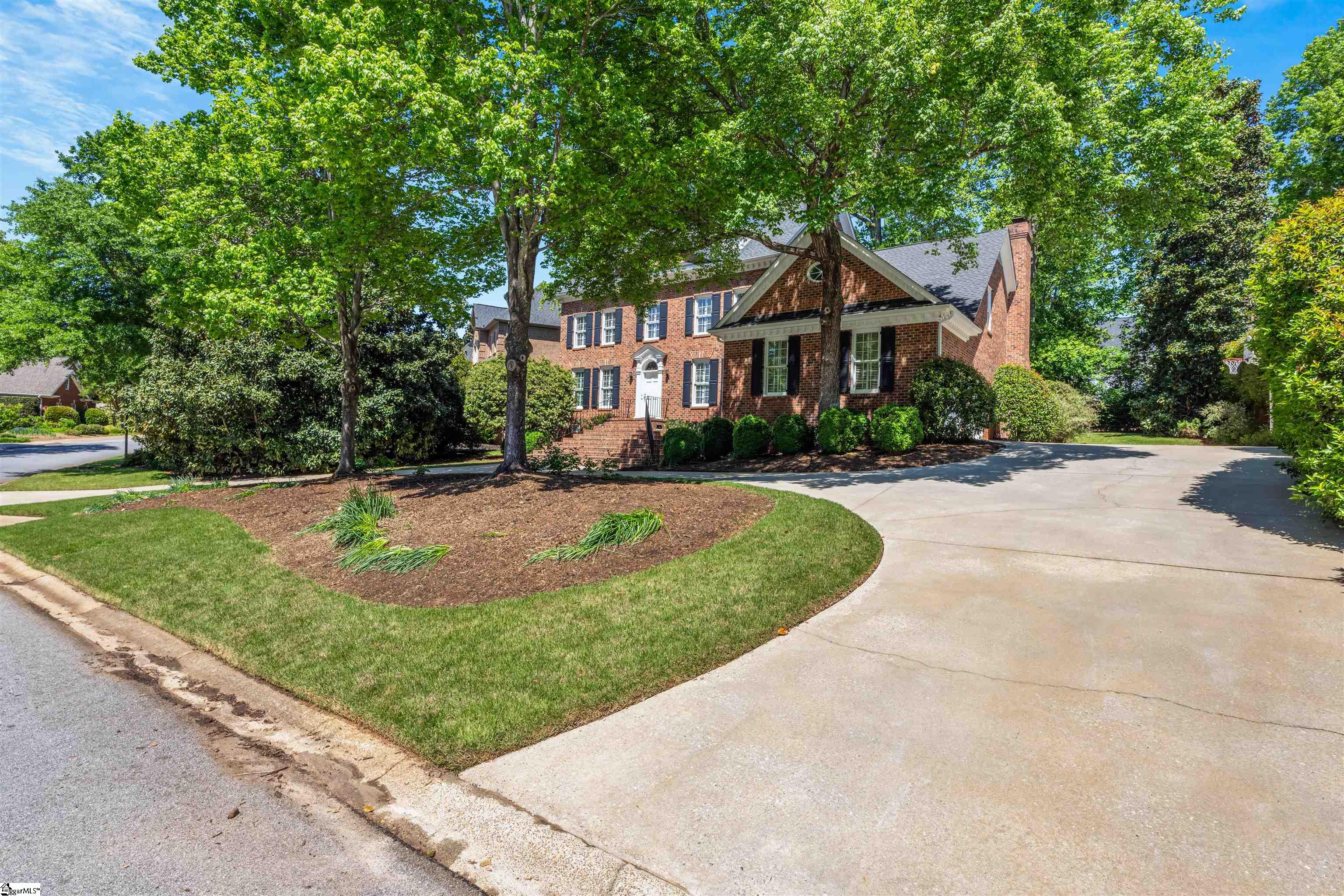 305 Golden Wings Way