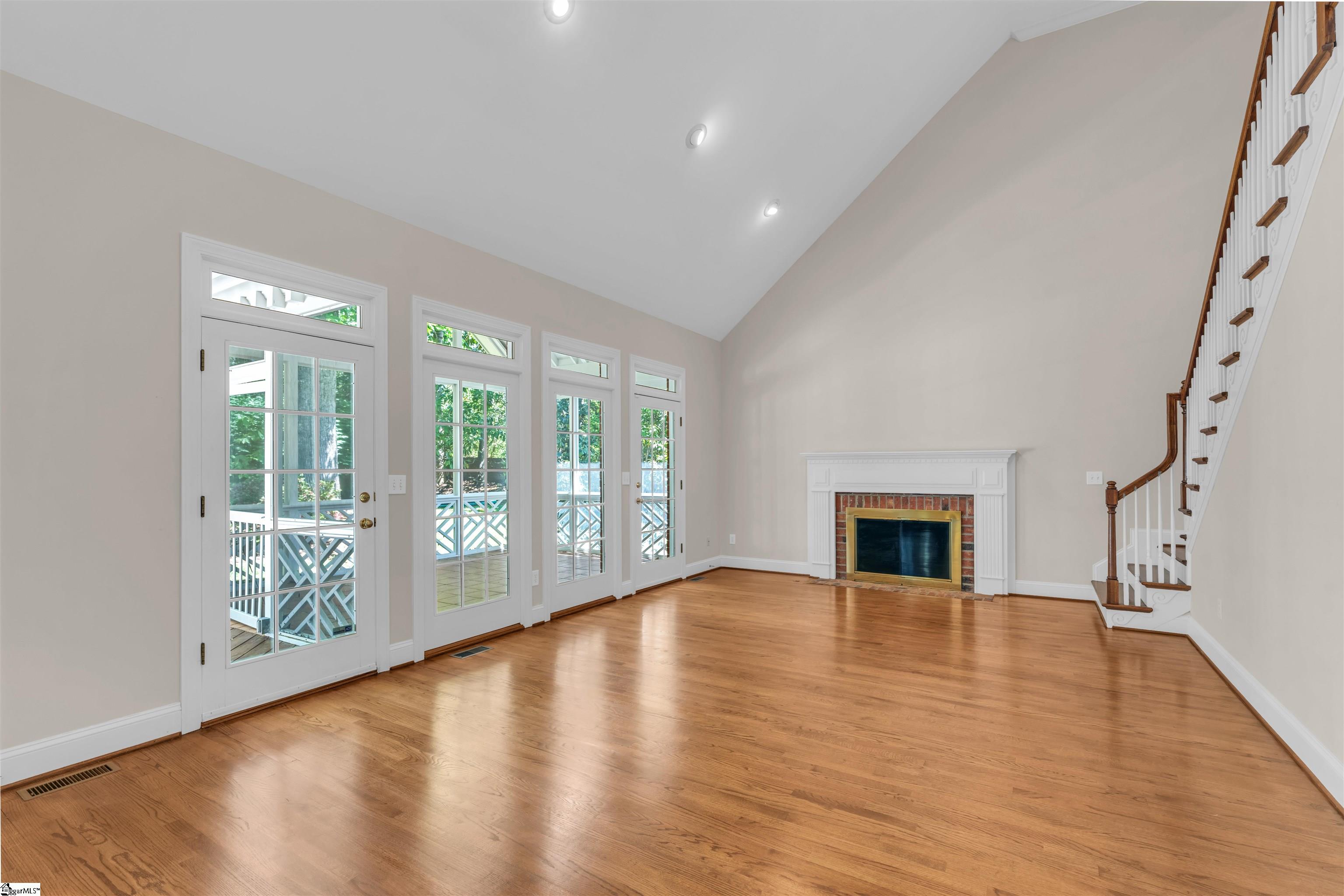 305 Golden Wings Way