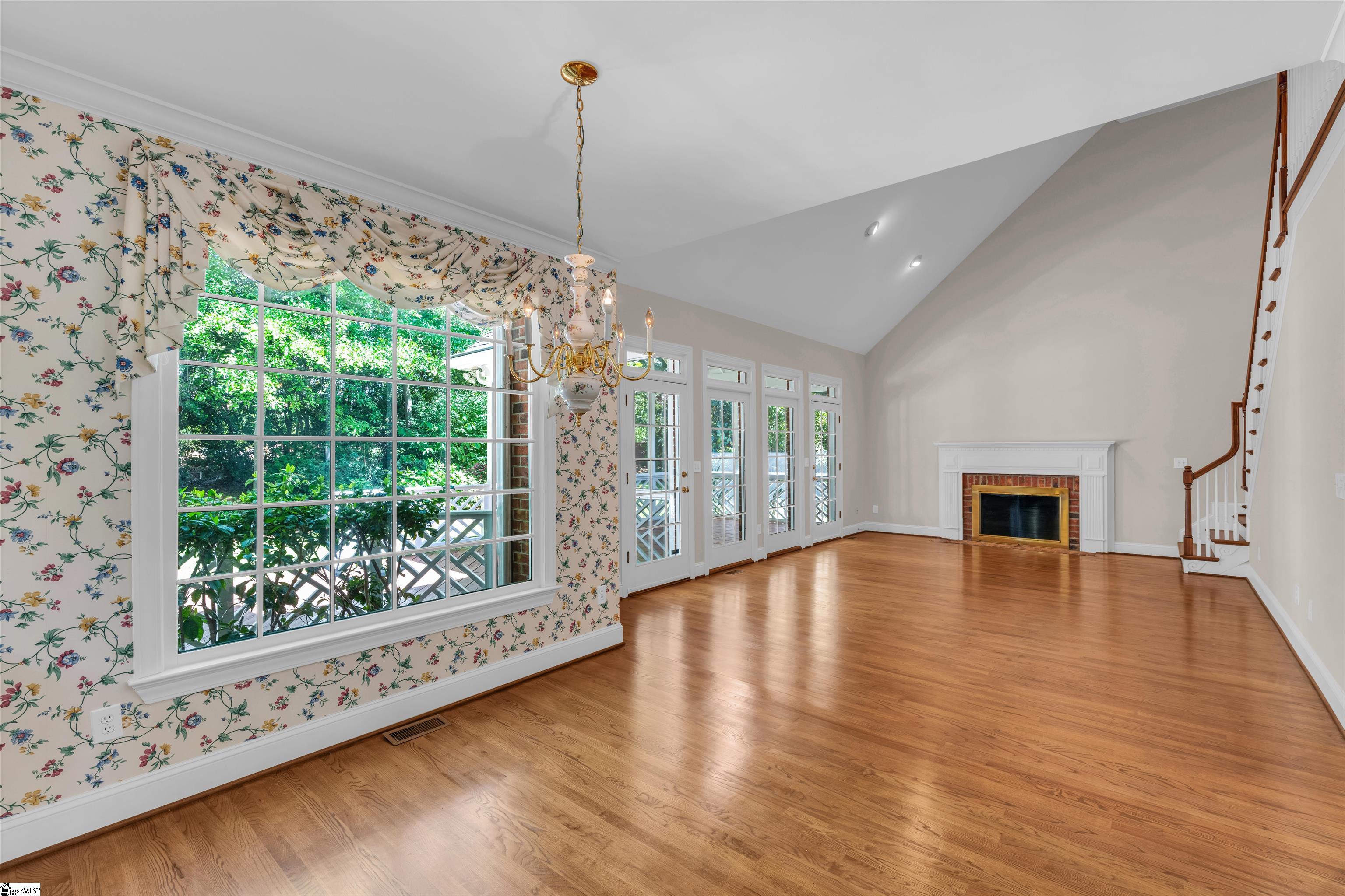 305 Golden Wings Way