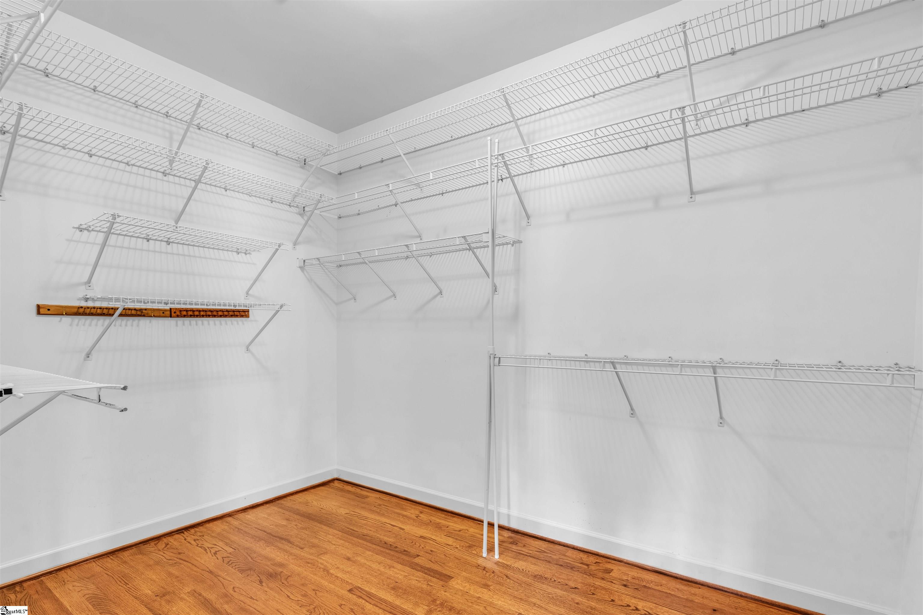 305 Golden Wings Way