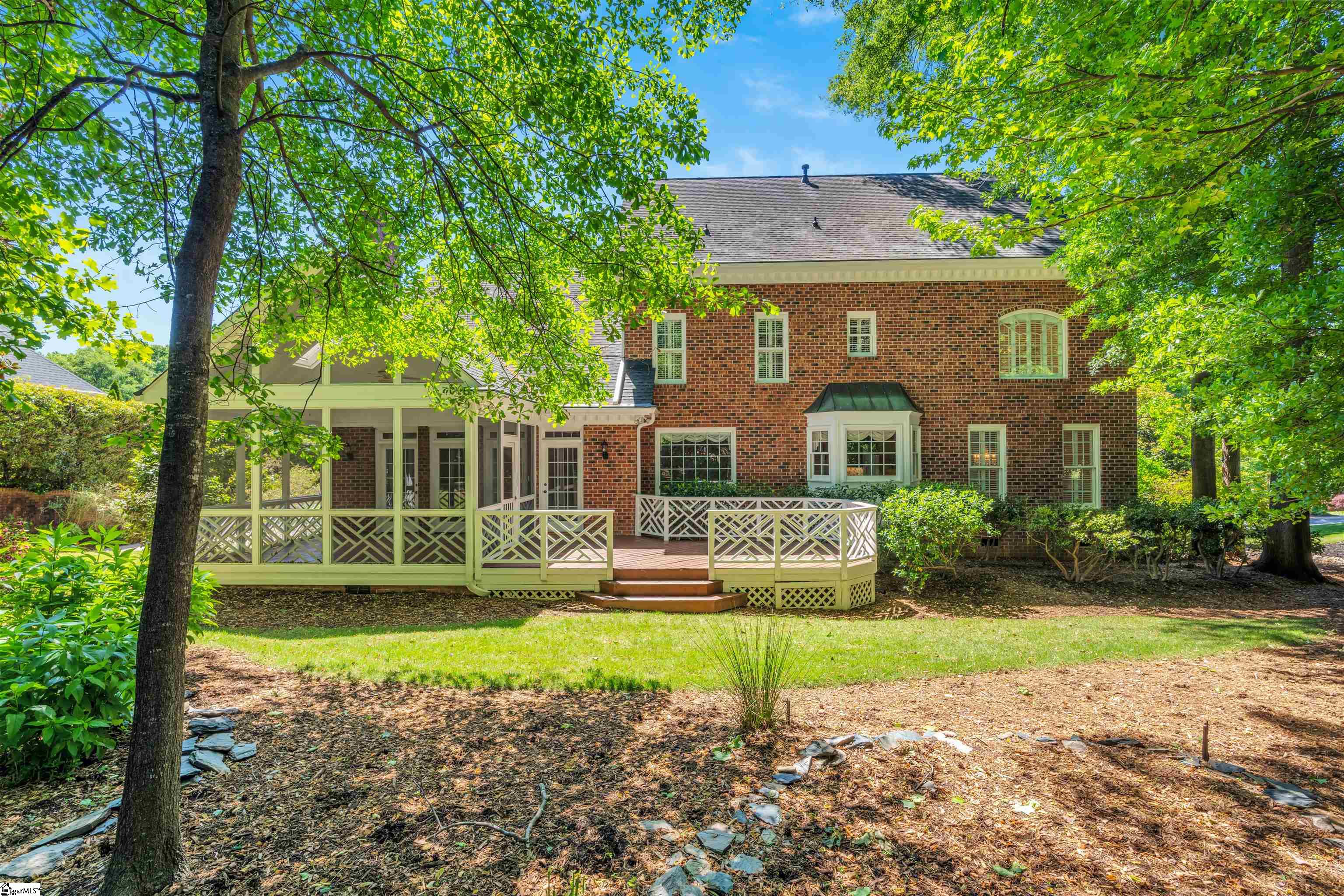 305 Golden Wings Way