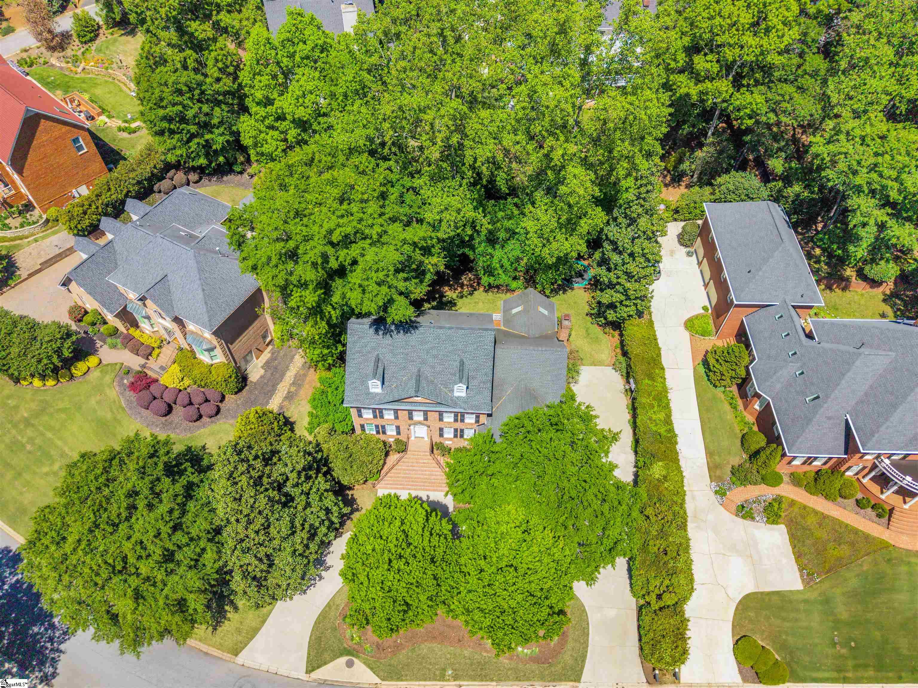 305 Golden Wings Way