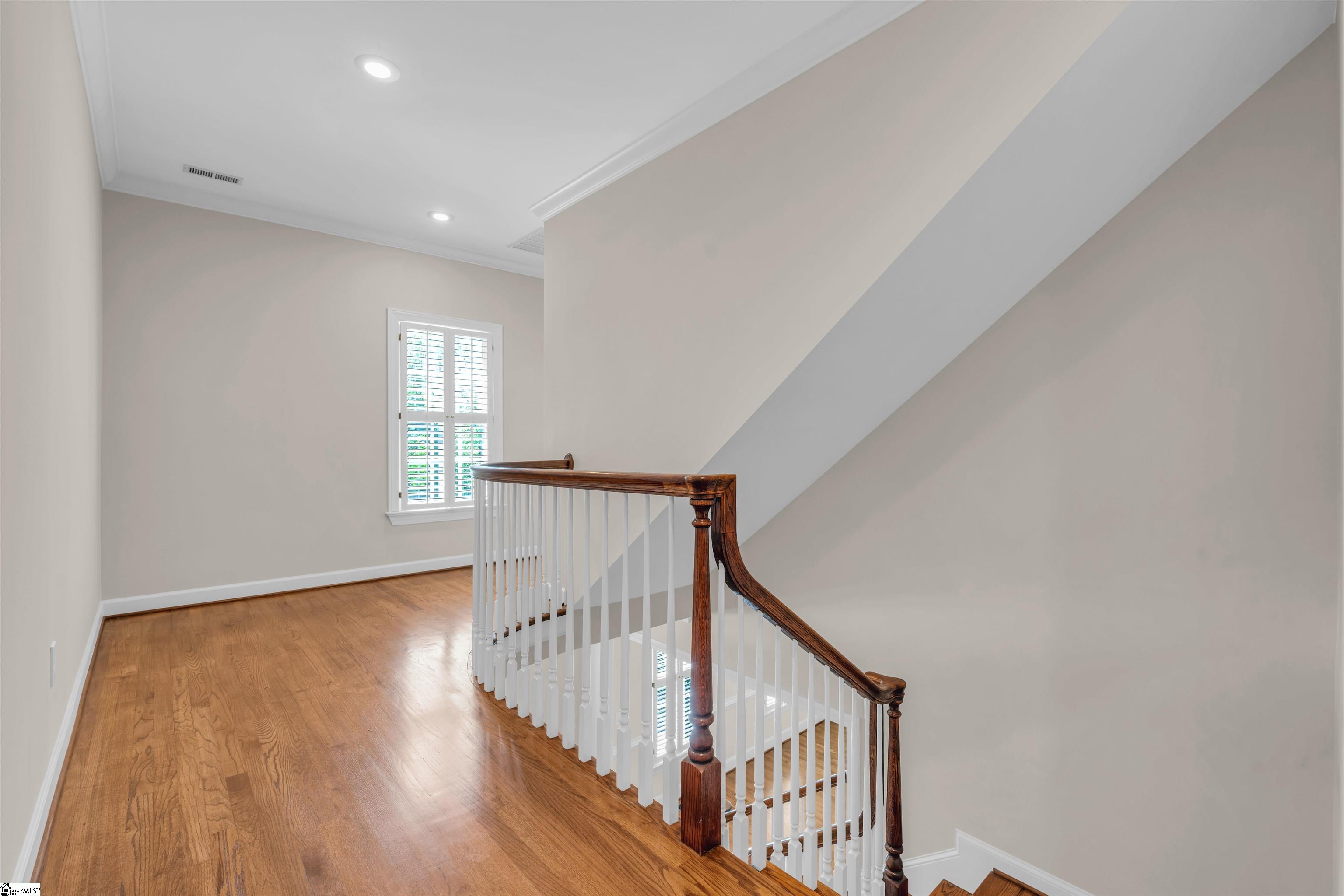 305 Golden Wings Way