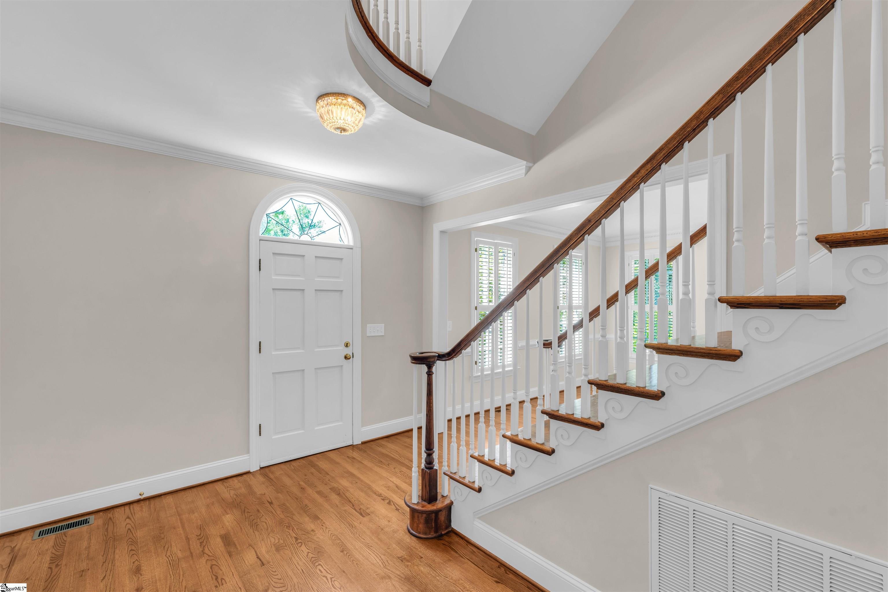 305 Golden Wings Way